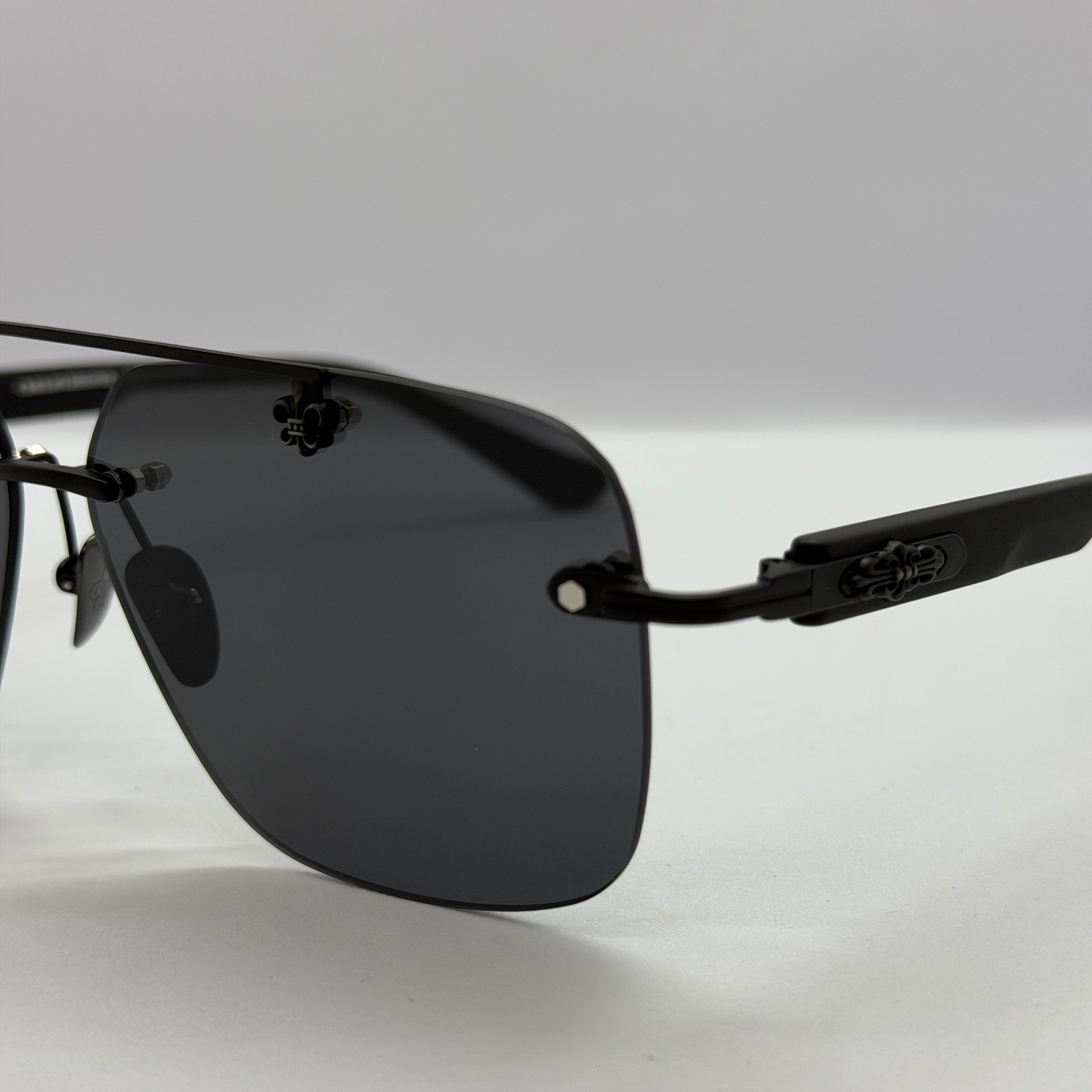 модел Zens Black