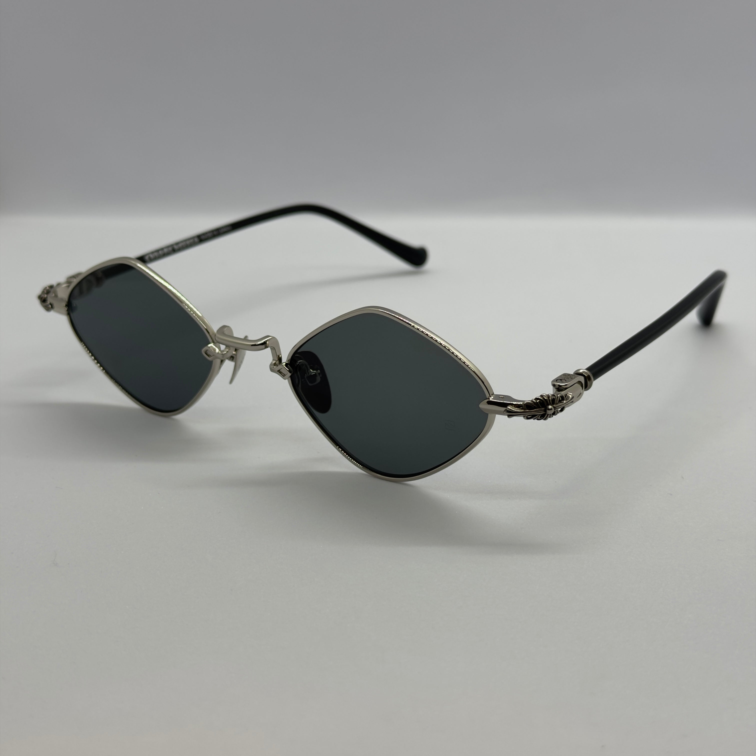 модел Tiger's Black