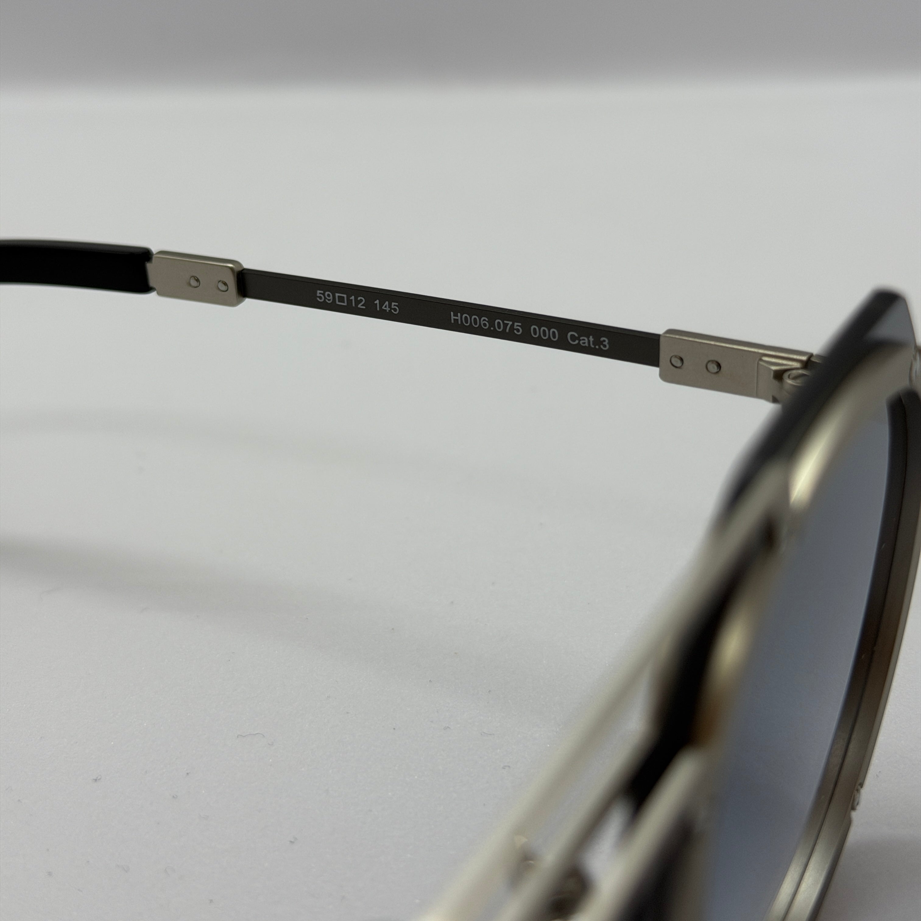 модел Lenses Light Blue
