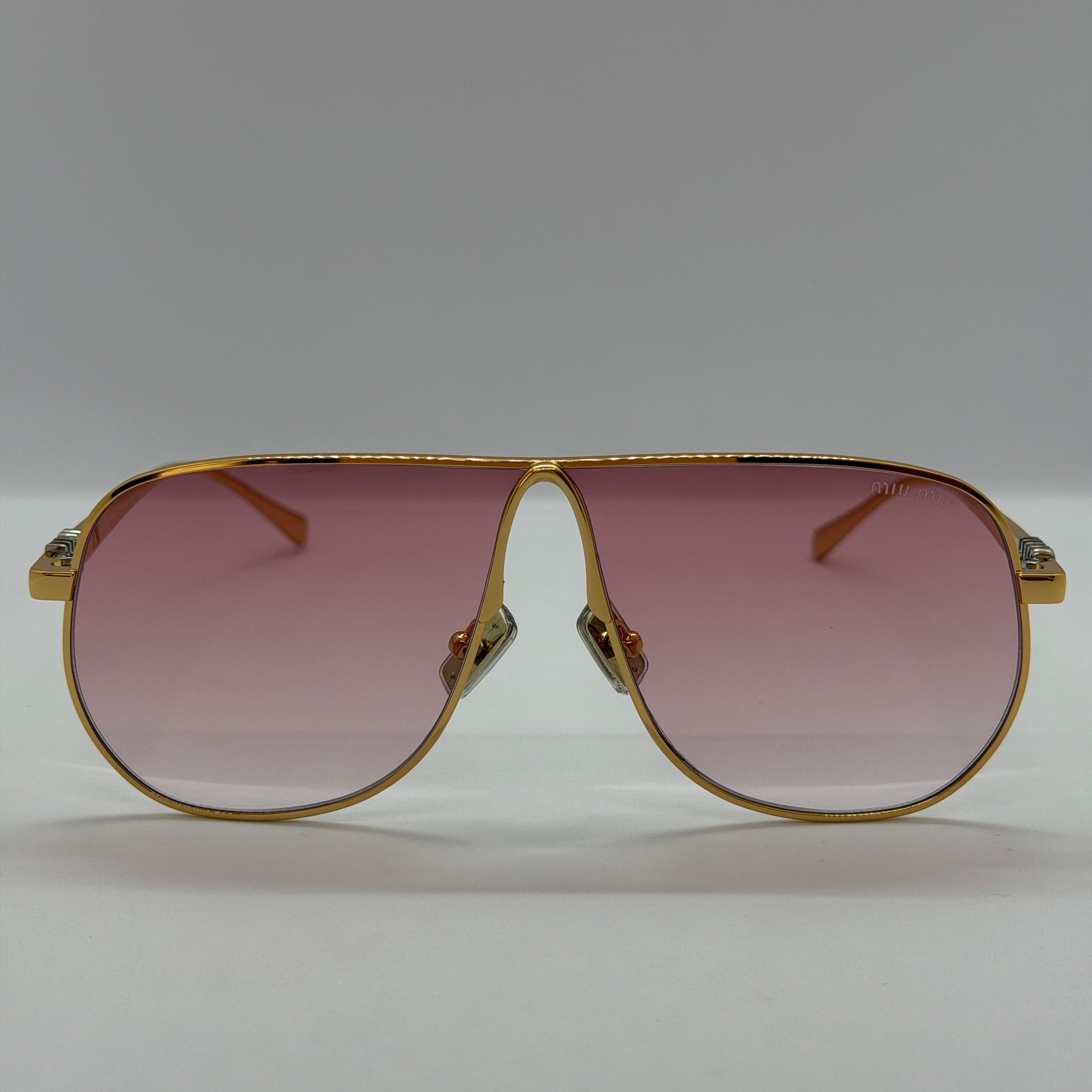 модел Ravel Pink