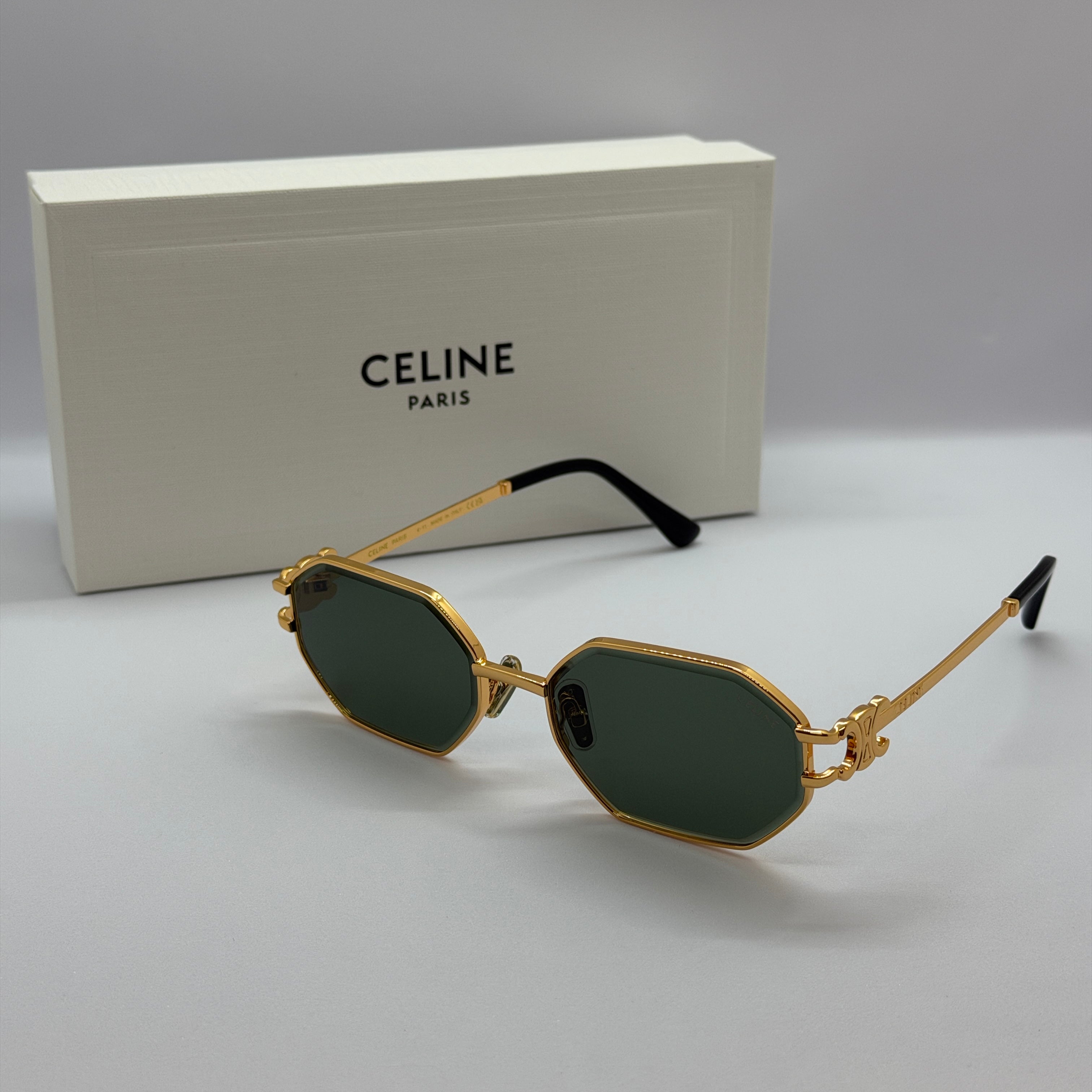 модел Frame 42 Green