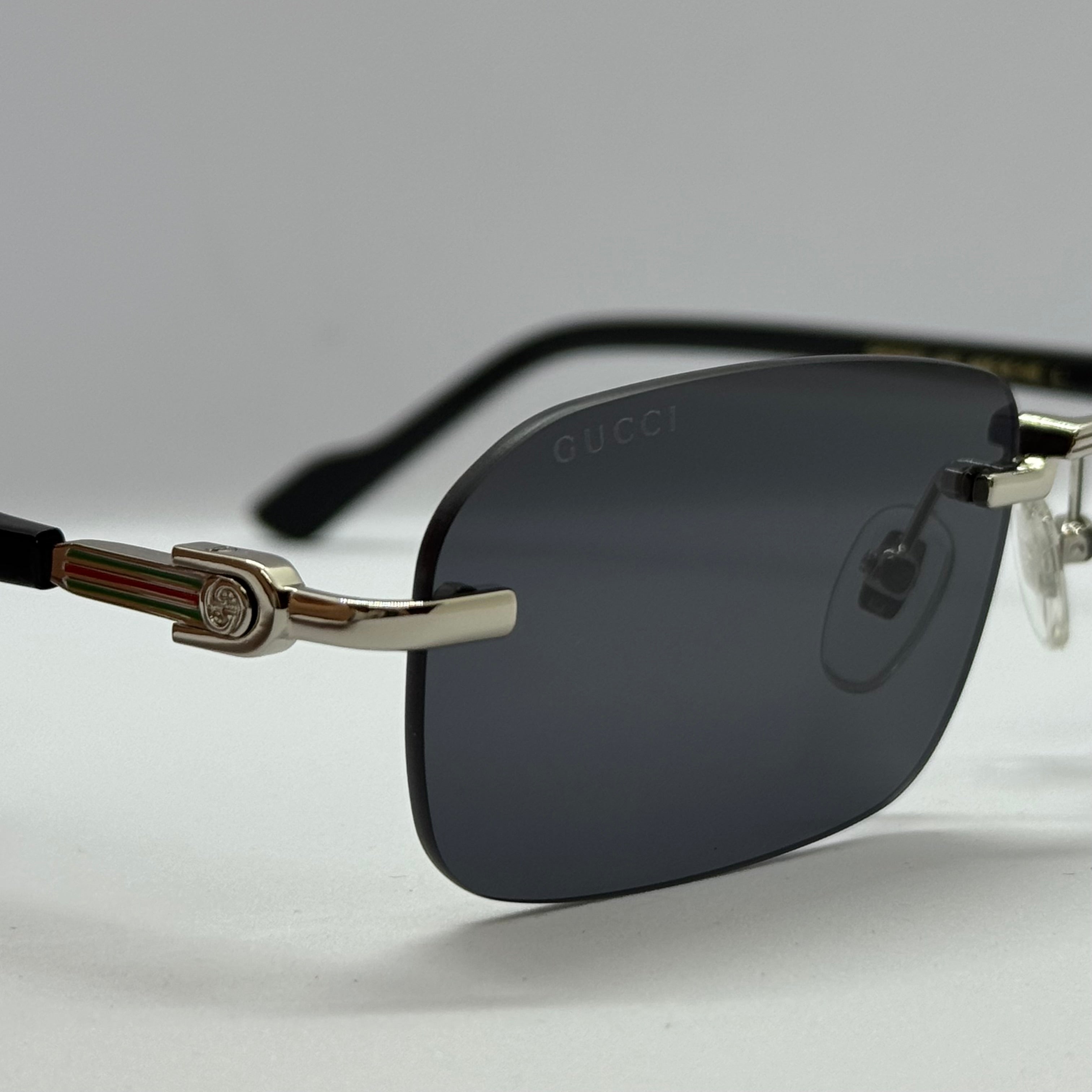 модел Rectangular frame