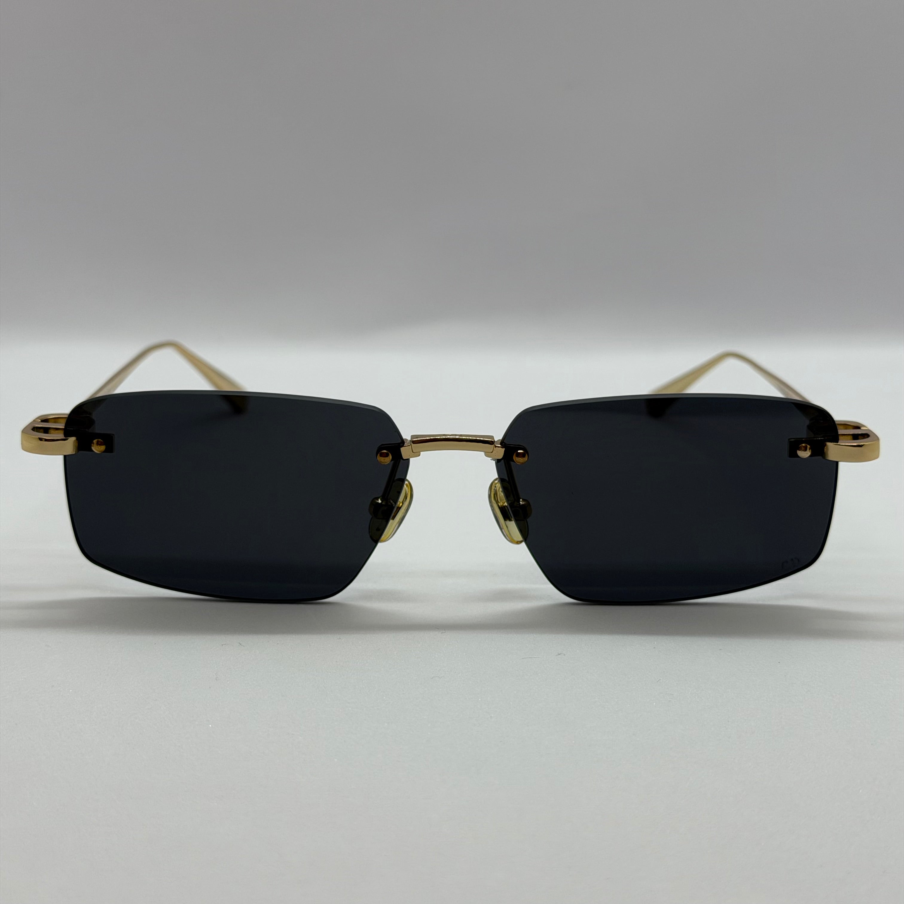 модел Charming Black