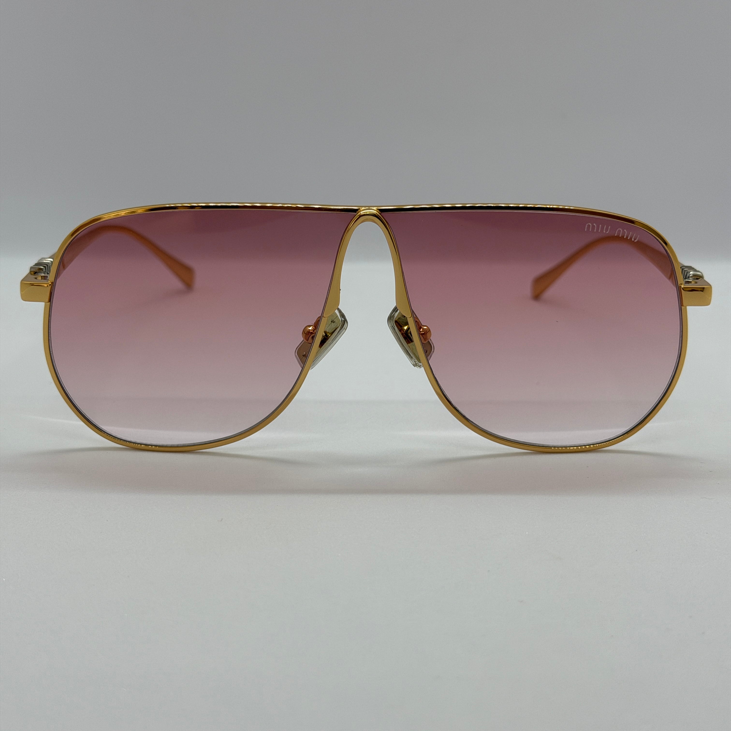 модел Ravel Pink