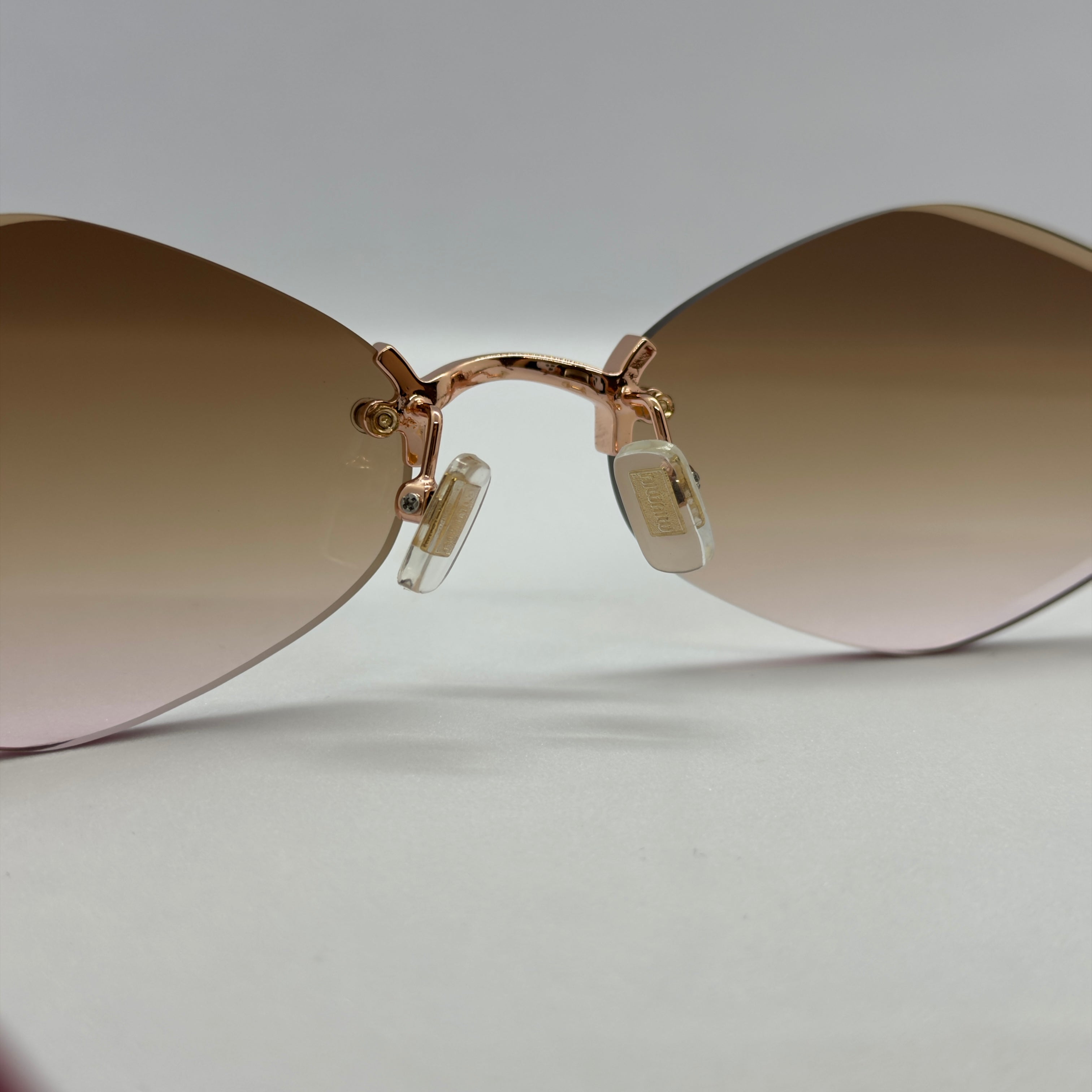 модел Nexo Pink