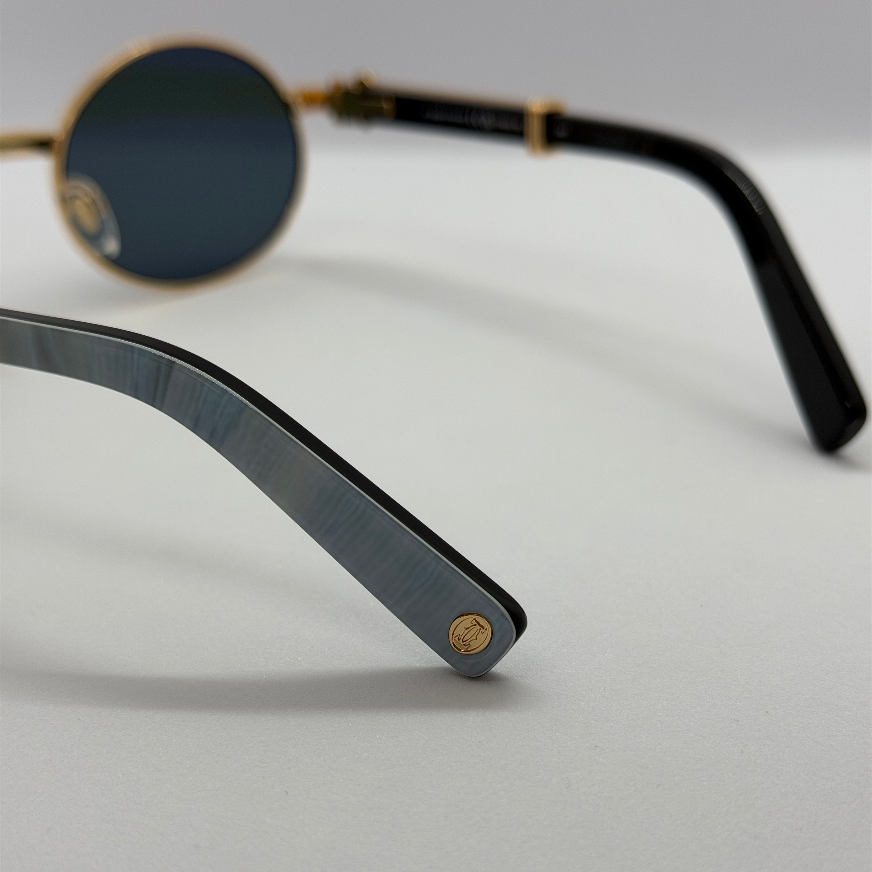 модел Midas Frame Blue