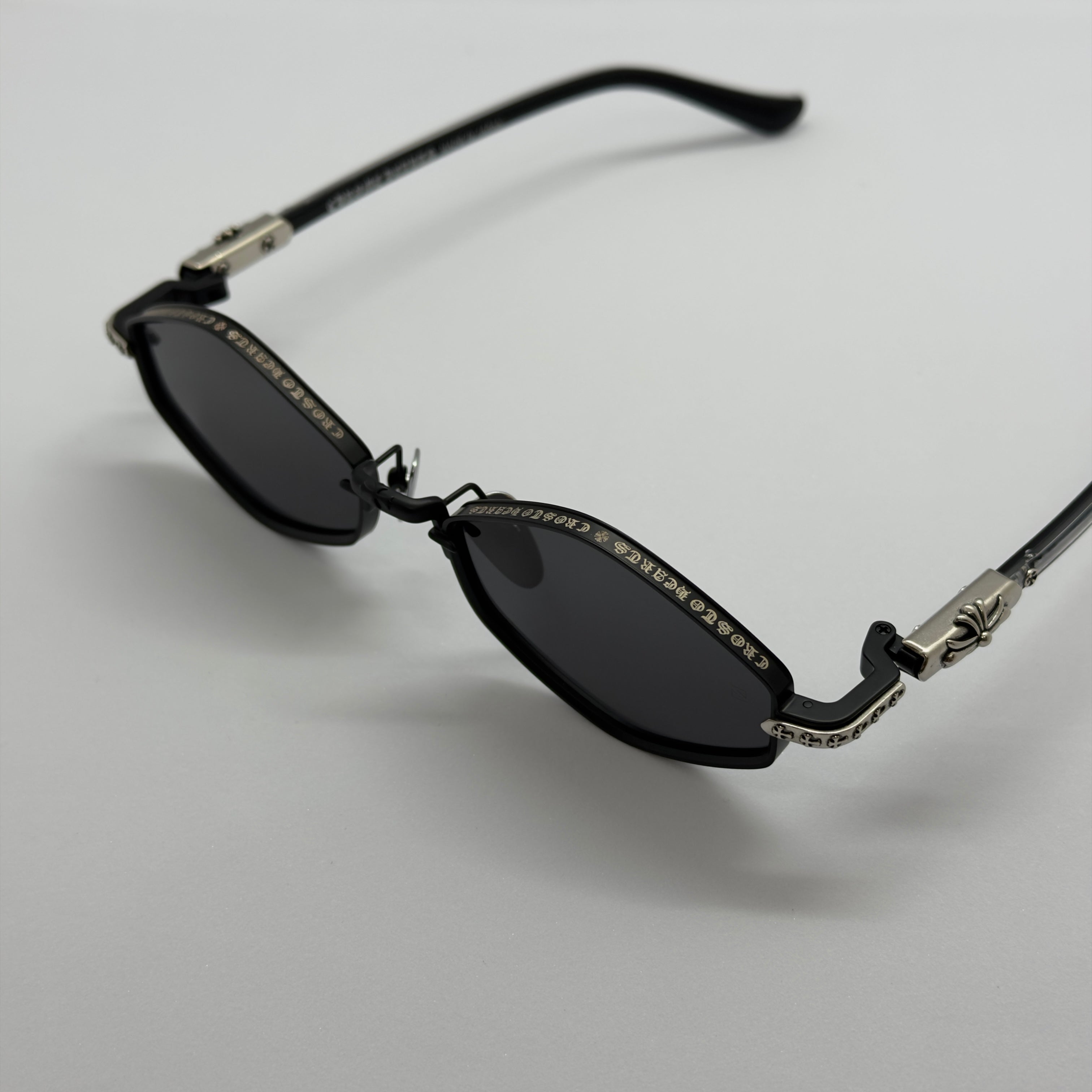 модел GoldRay Black