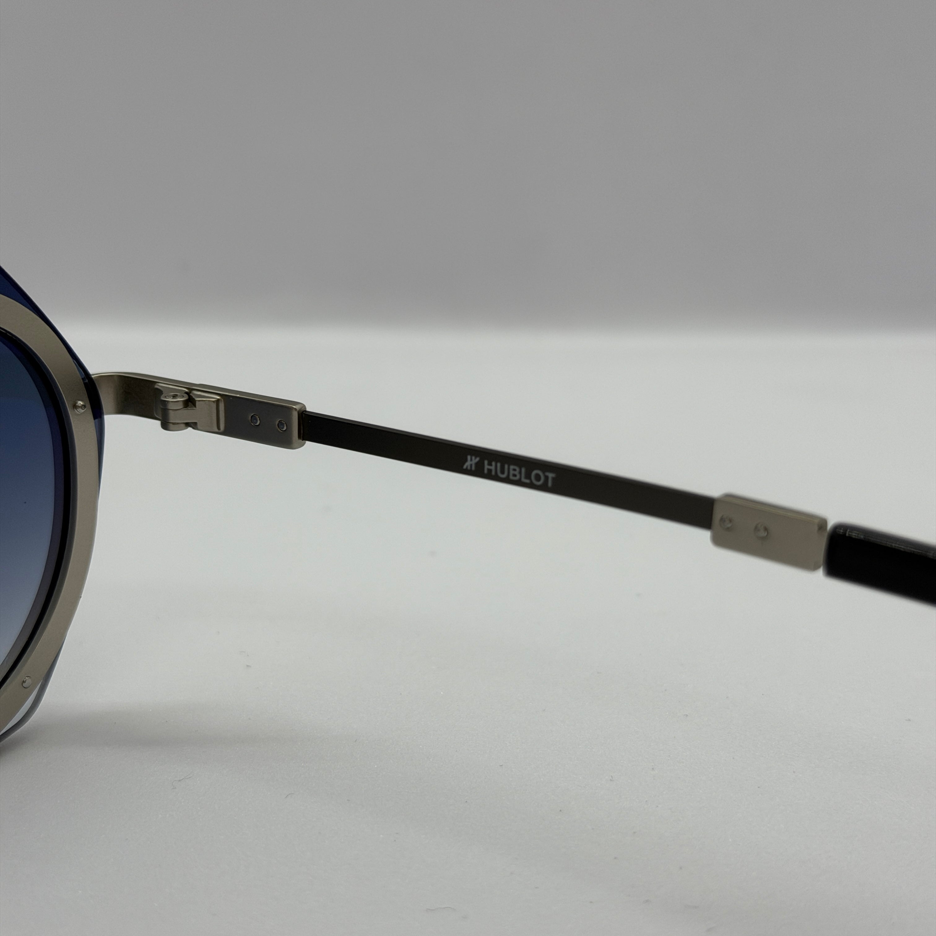 модел Lenses Light Blue