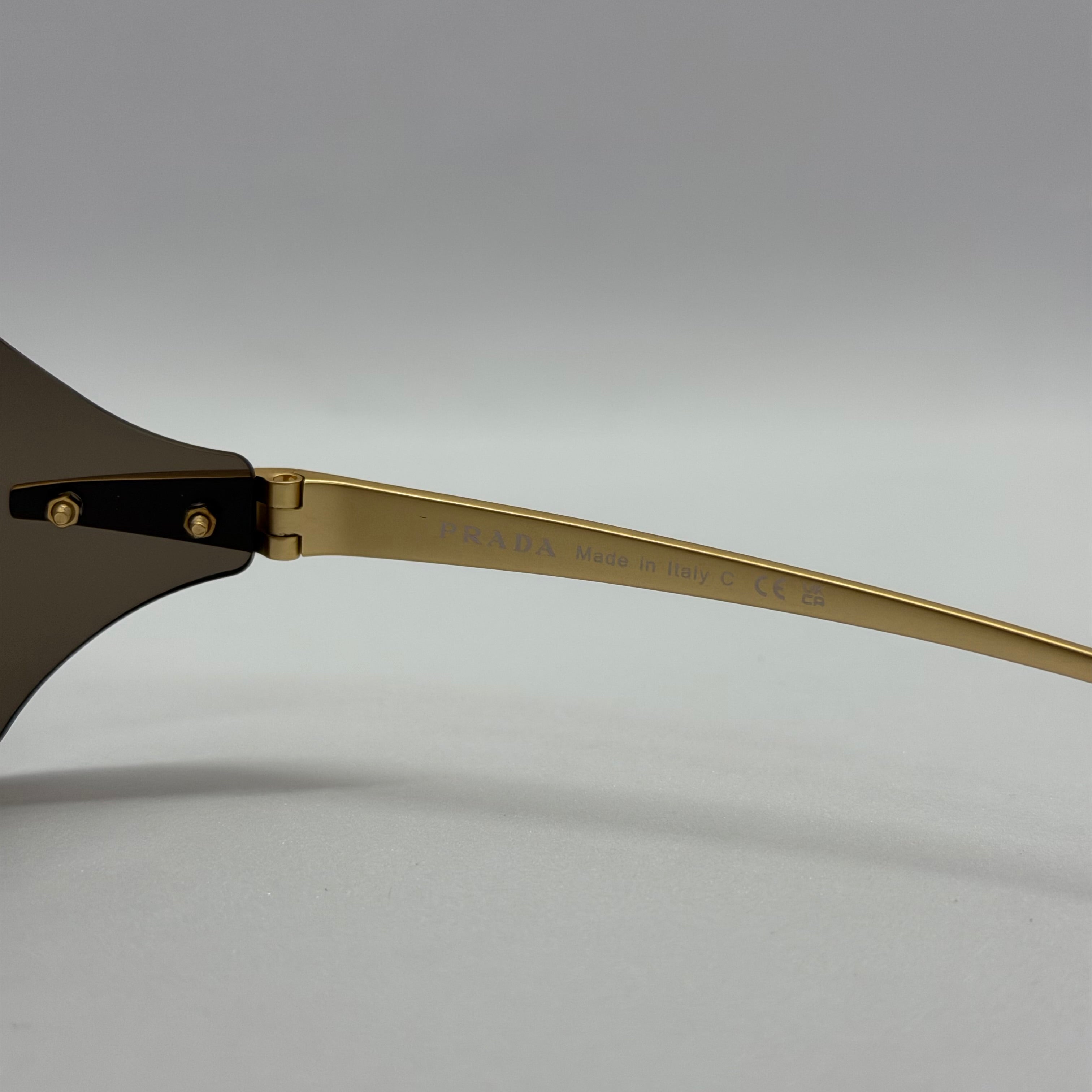 модел Specta Dark