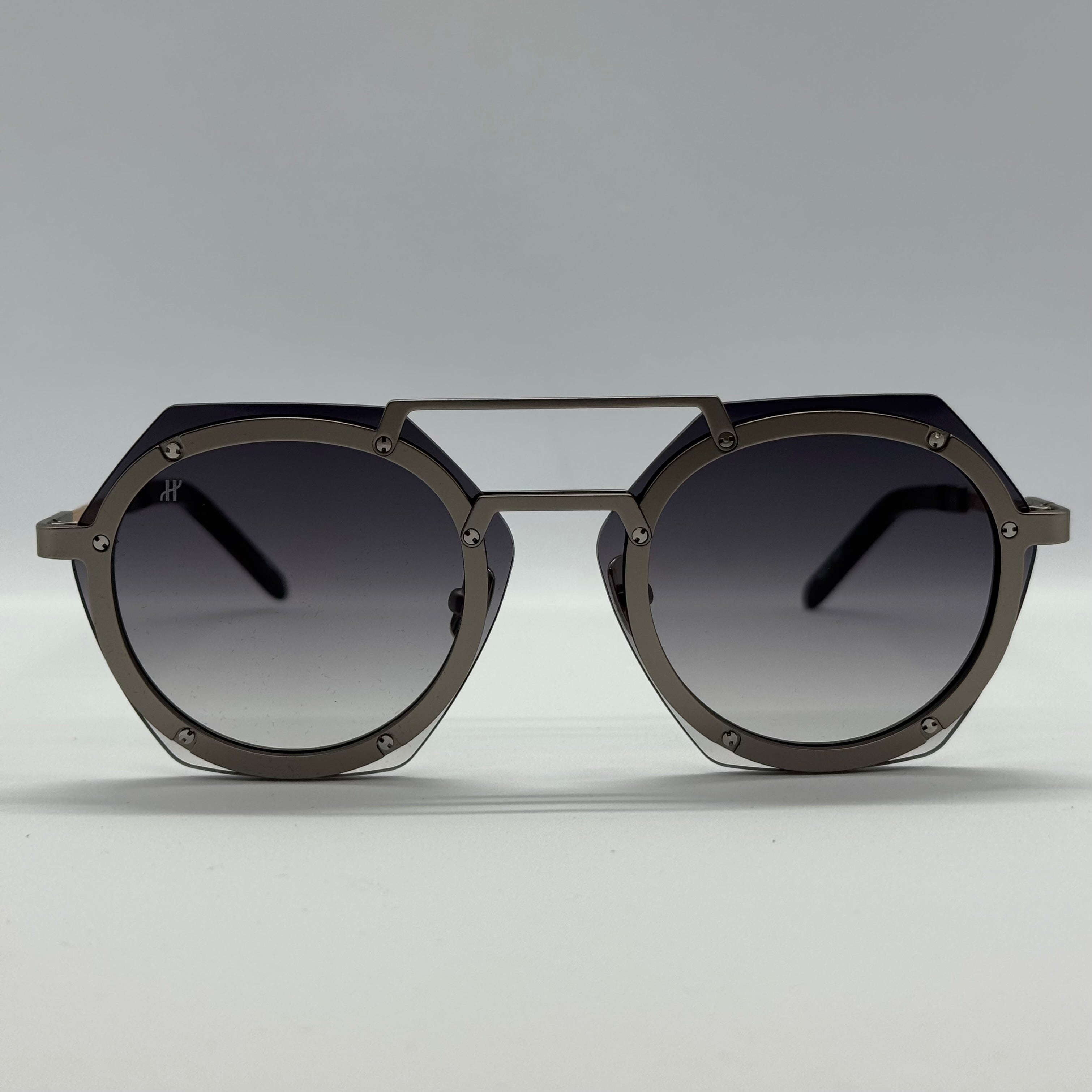 модел Lenses Light