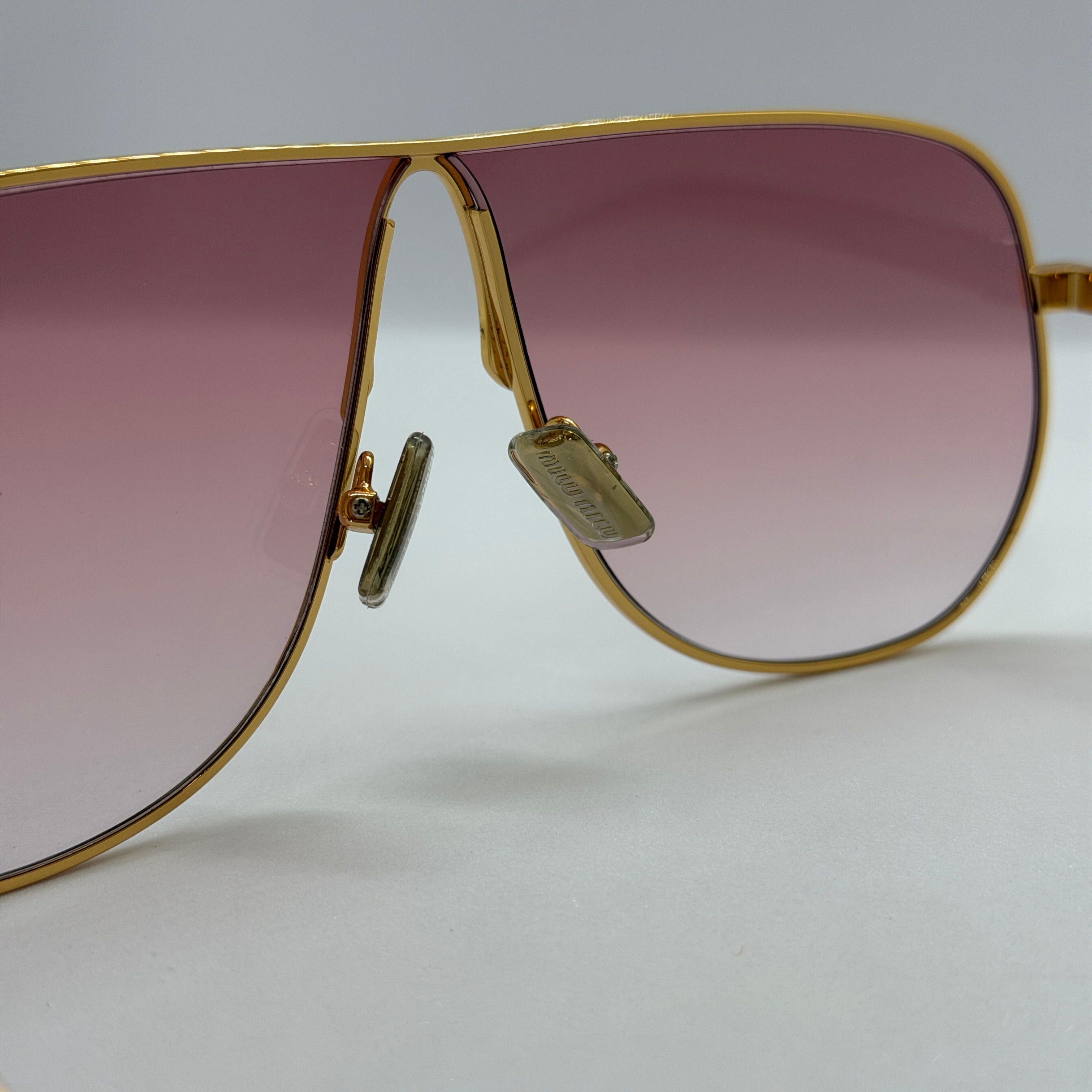 модел Ravel Pink