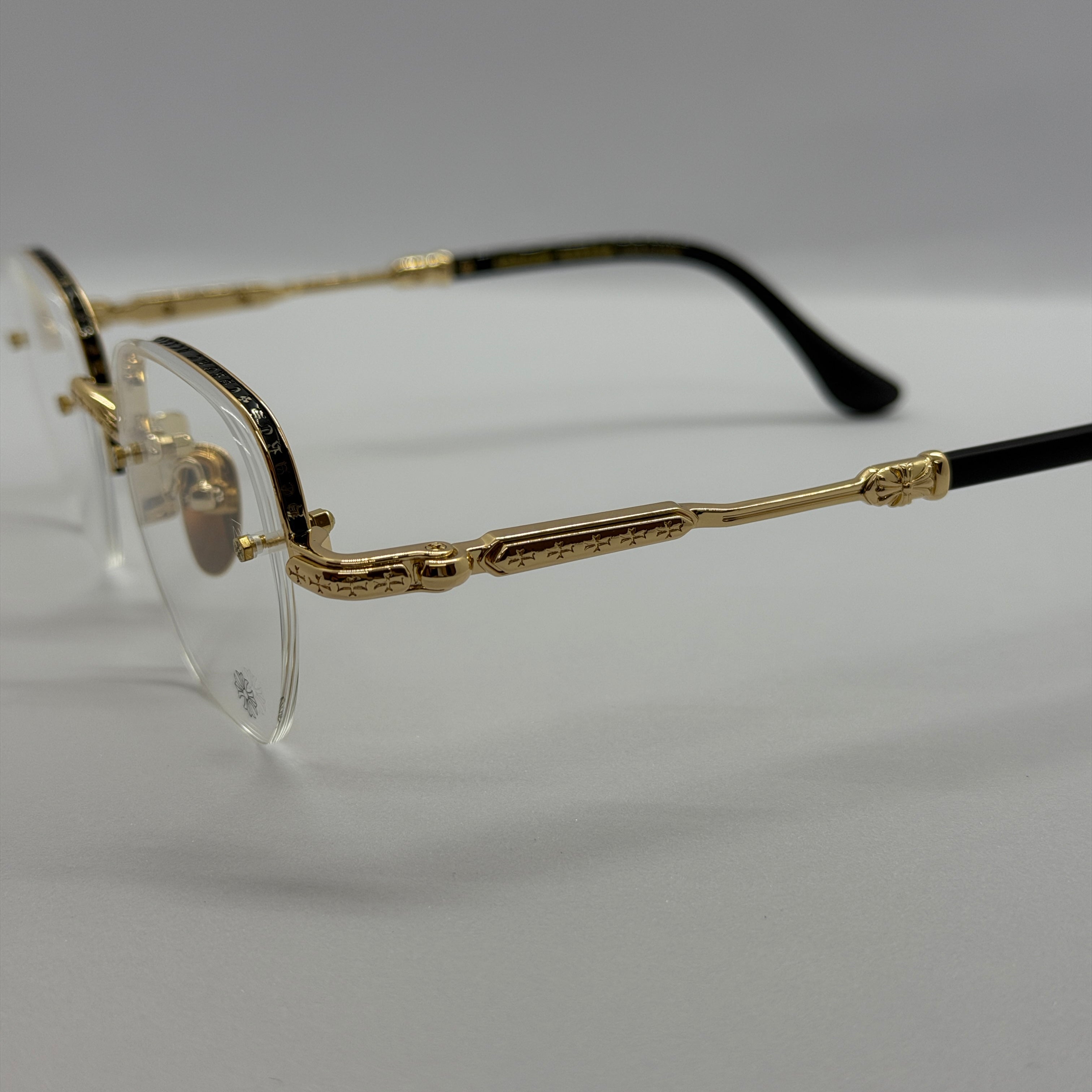 модел Verti Transparent Gold