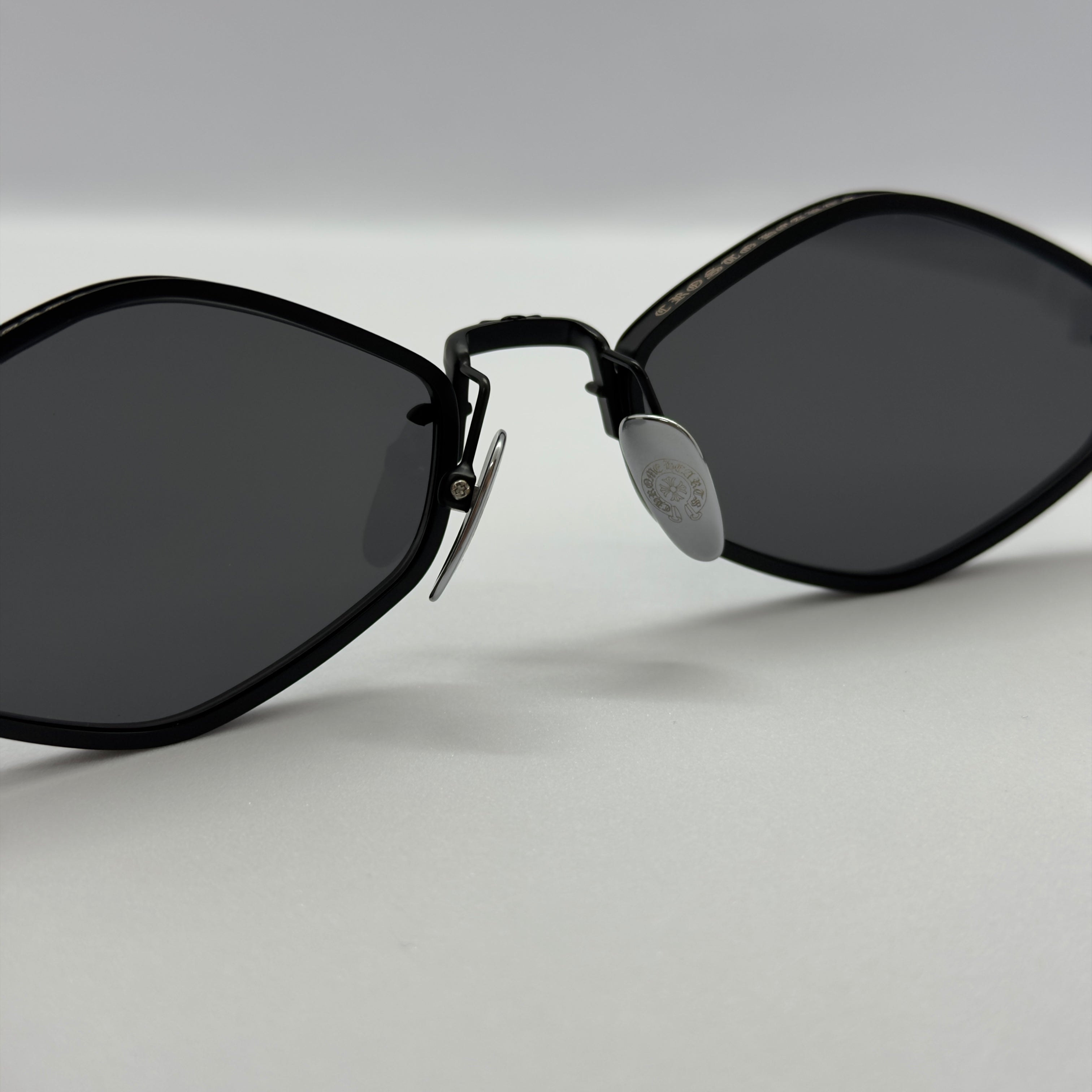 модел GoldRay Black