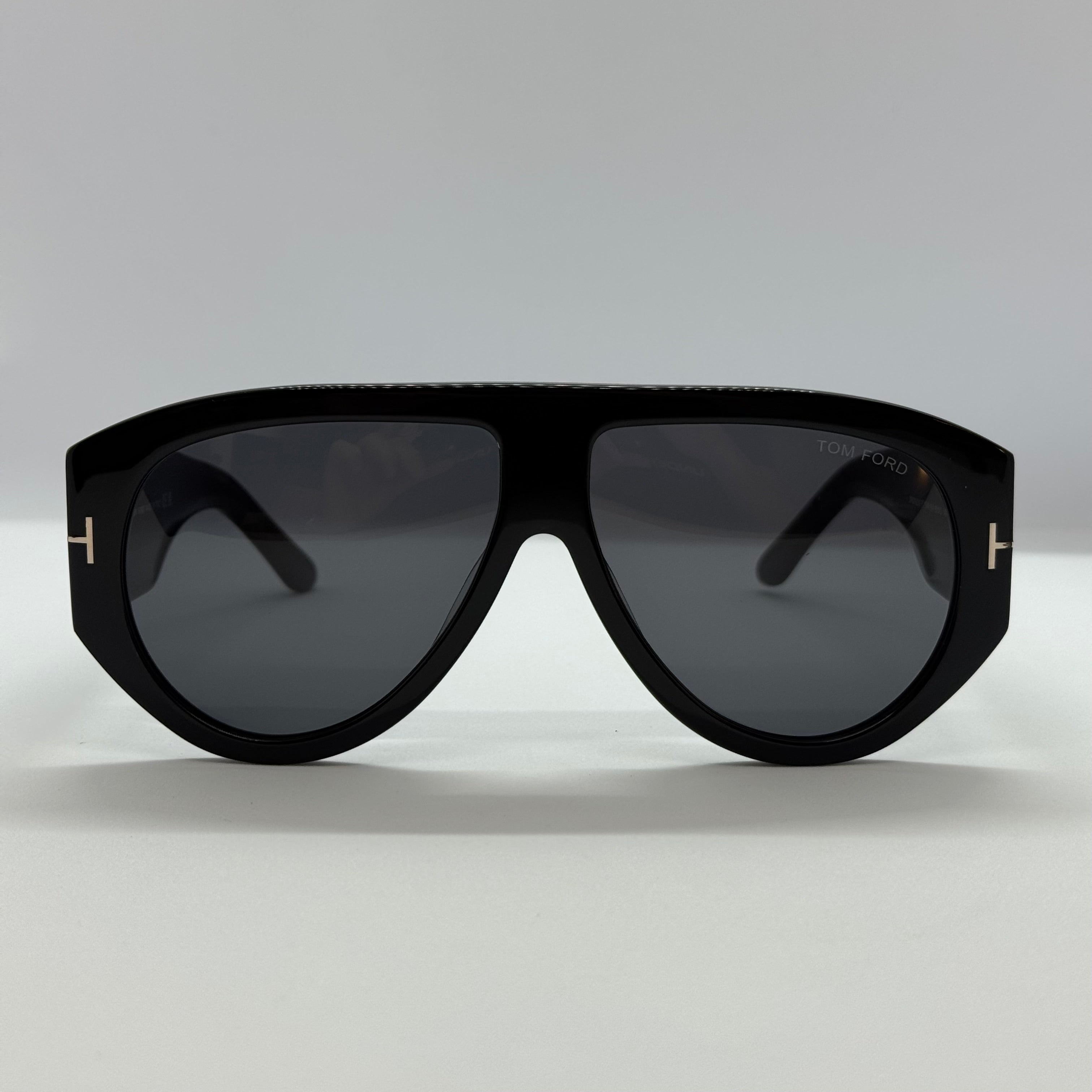 модел Tomy Black