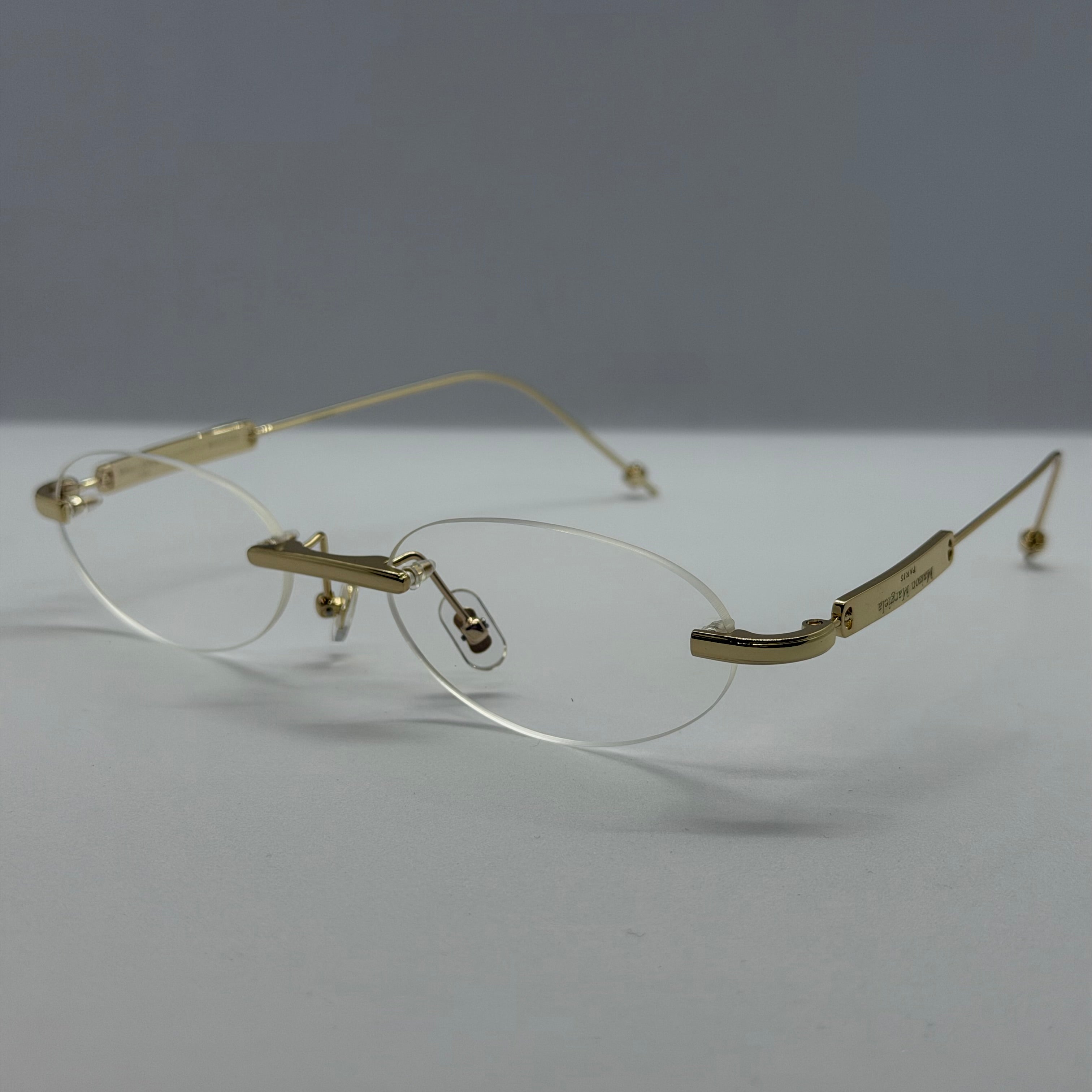 модел Monster Transparent Gold