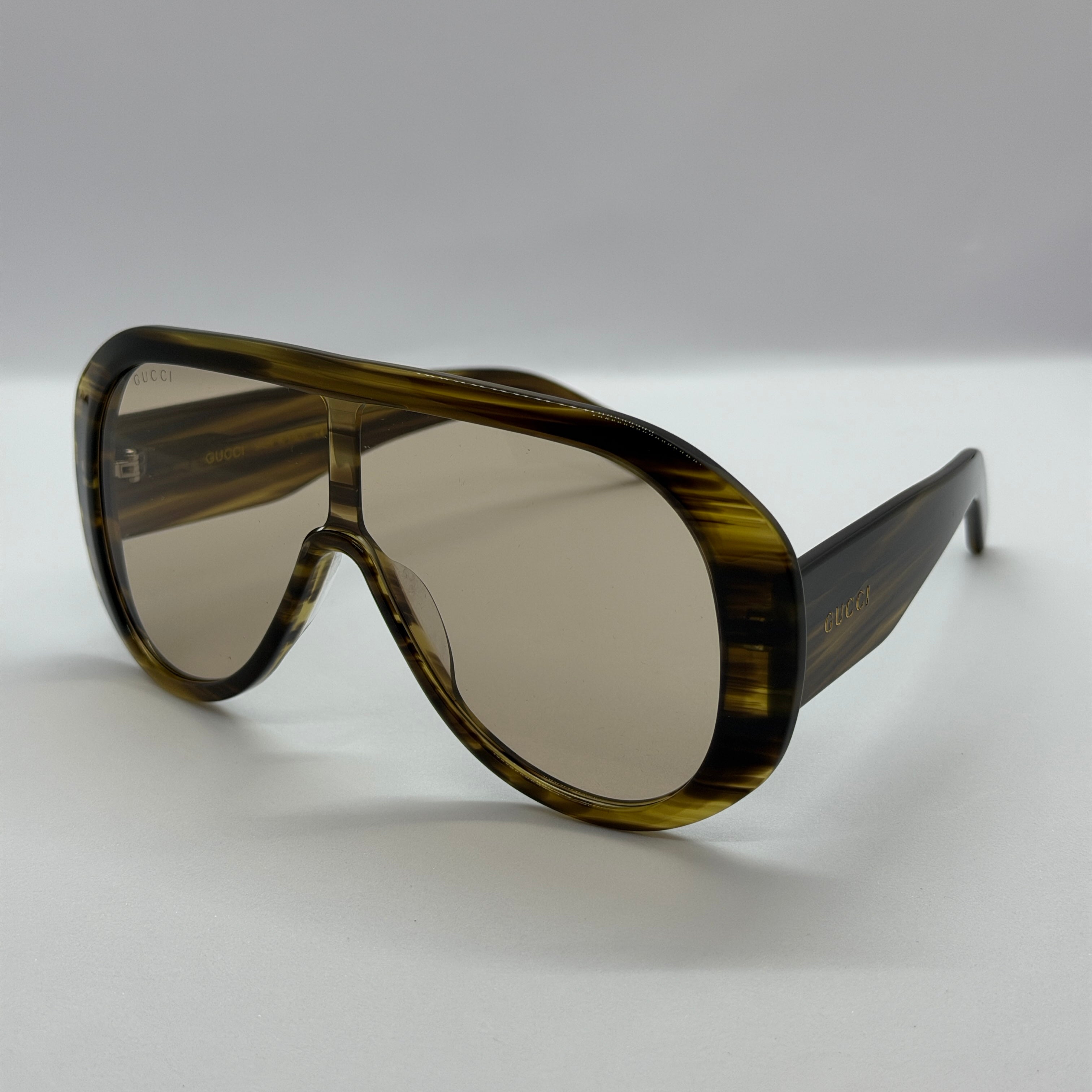 модел Glare Beige