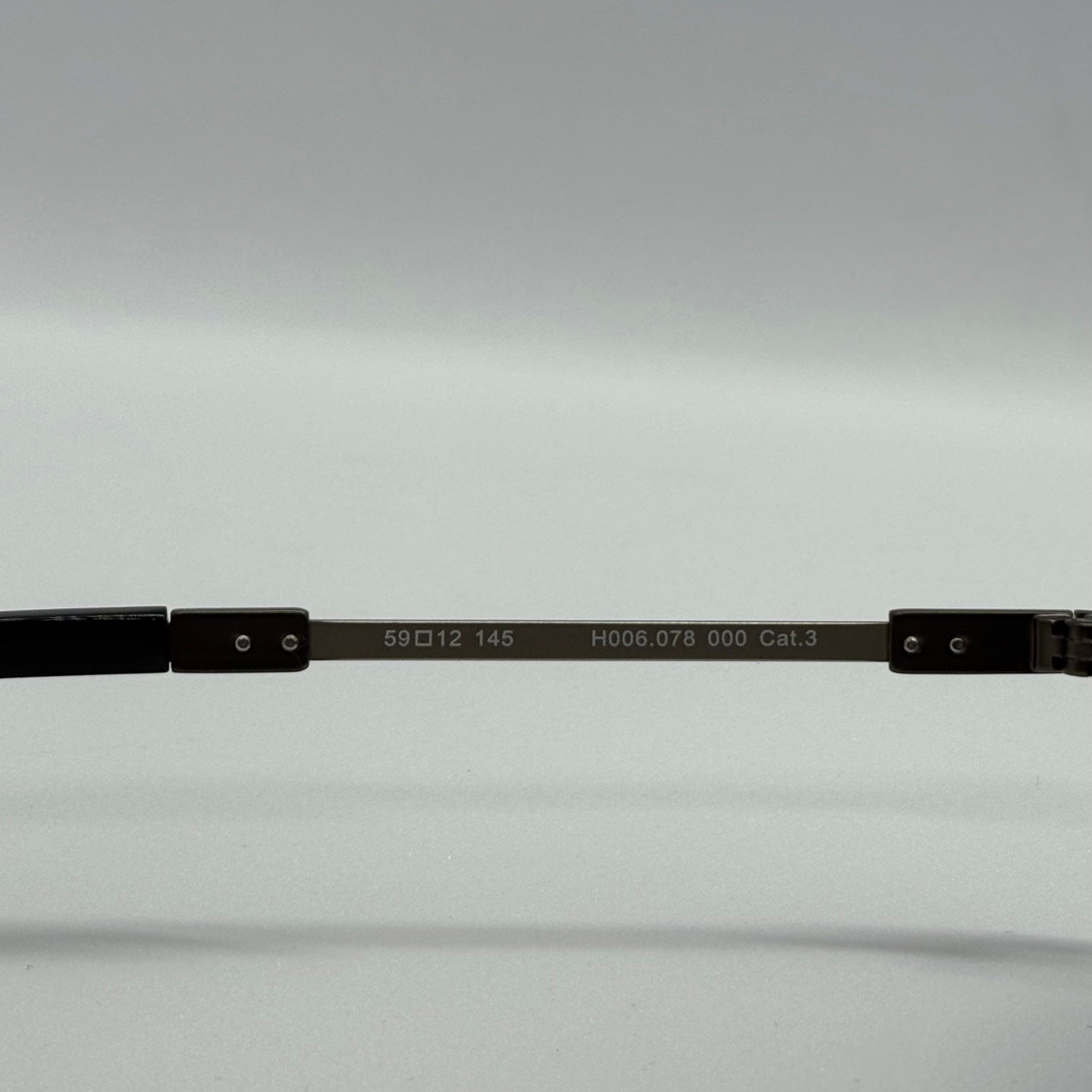 модел Lenses Black