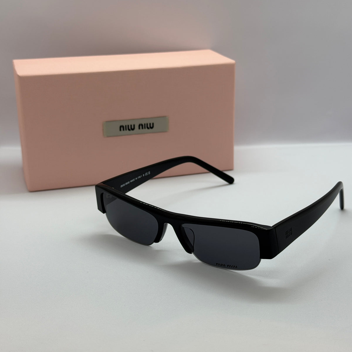 модел Аvira Black