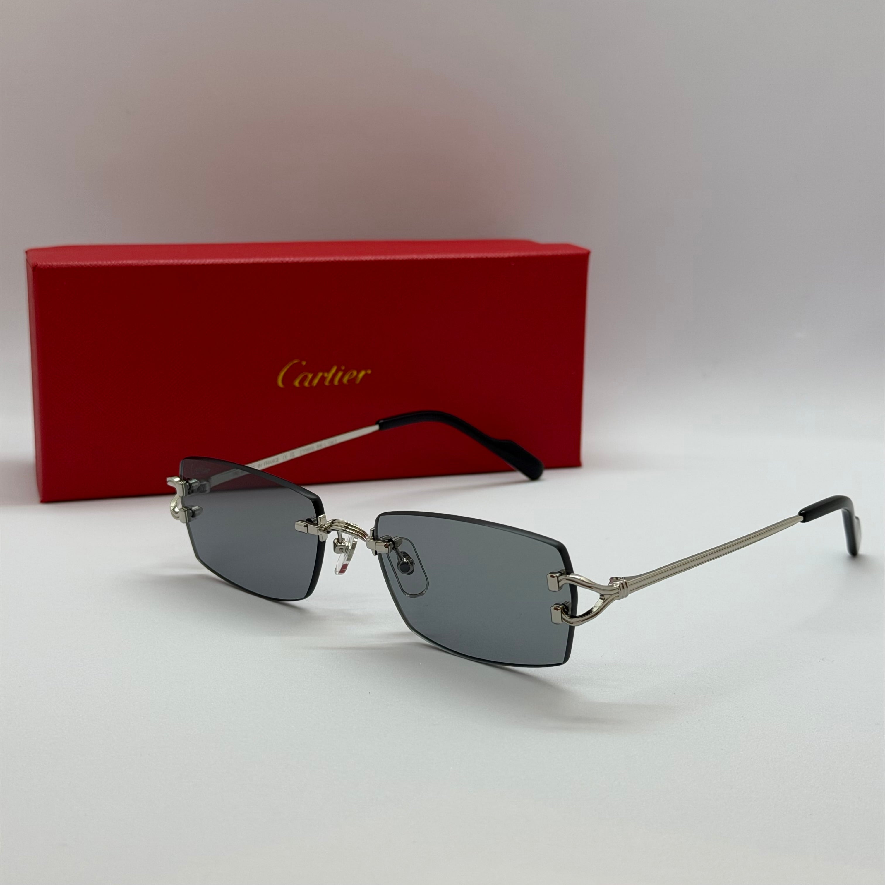 модел Bond Silver