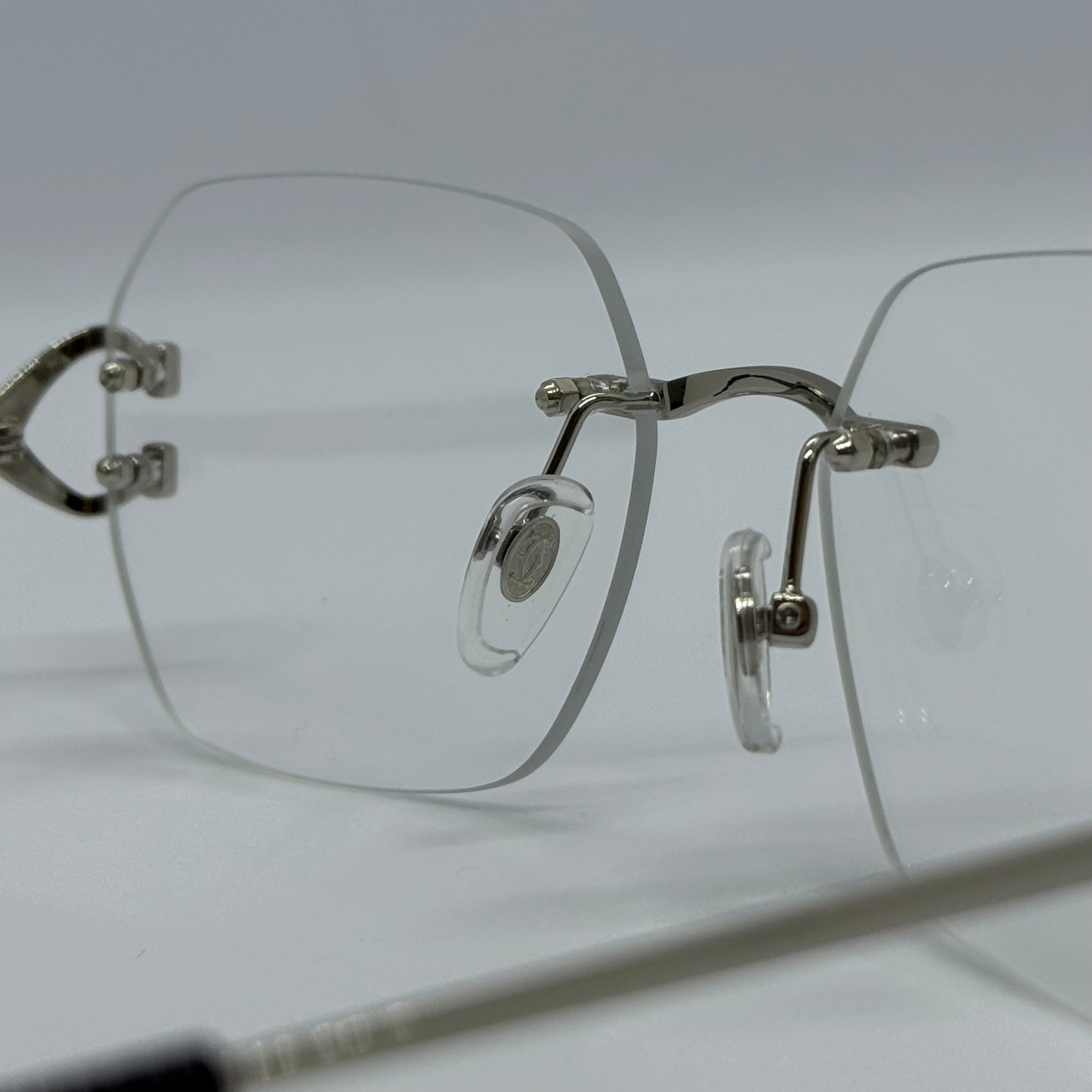 модел Aurora Transparent