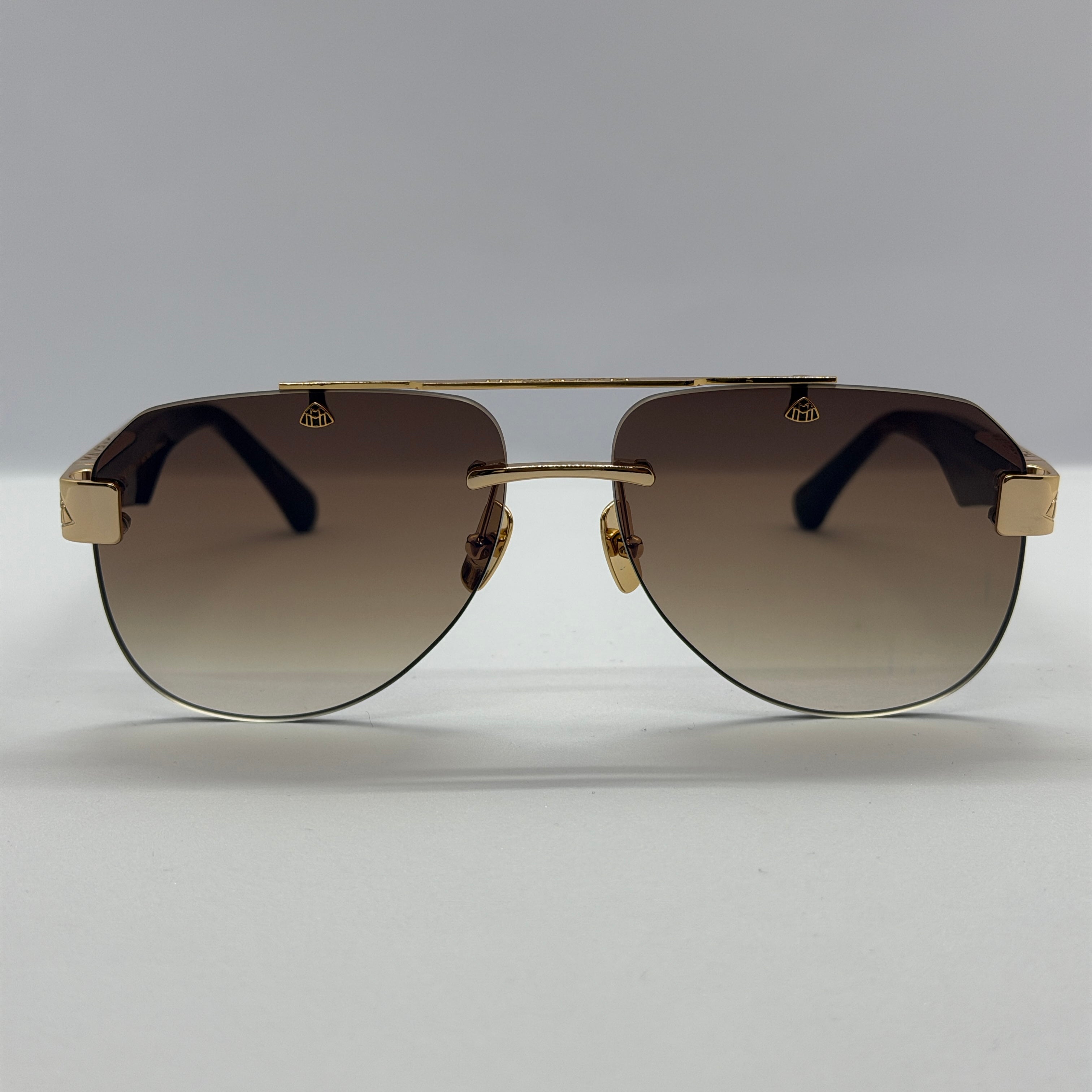 модел MayFair Brown