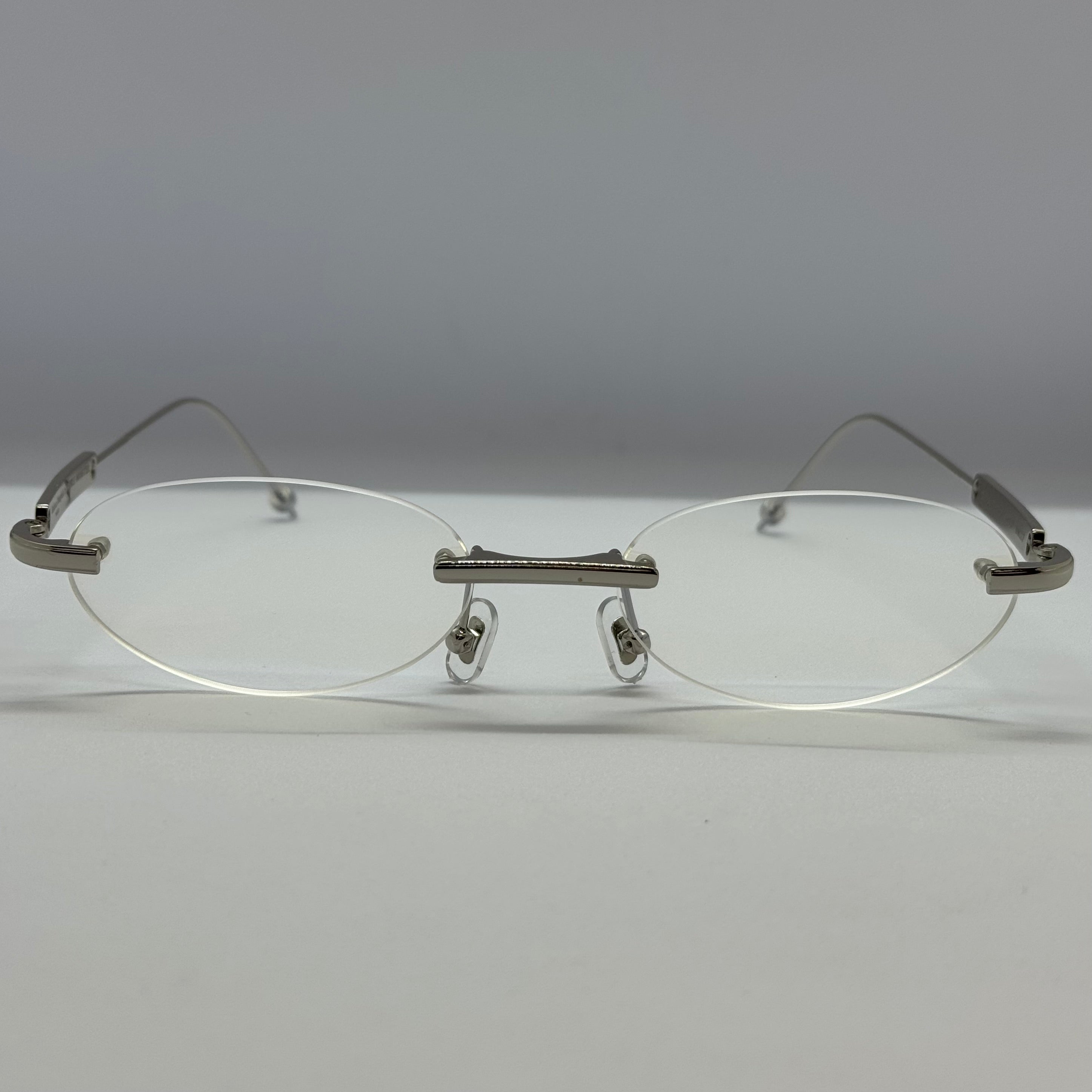 модел Monster Transparent Silver