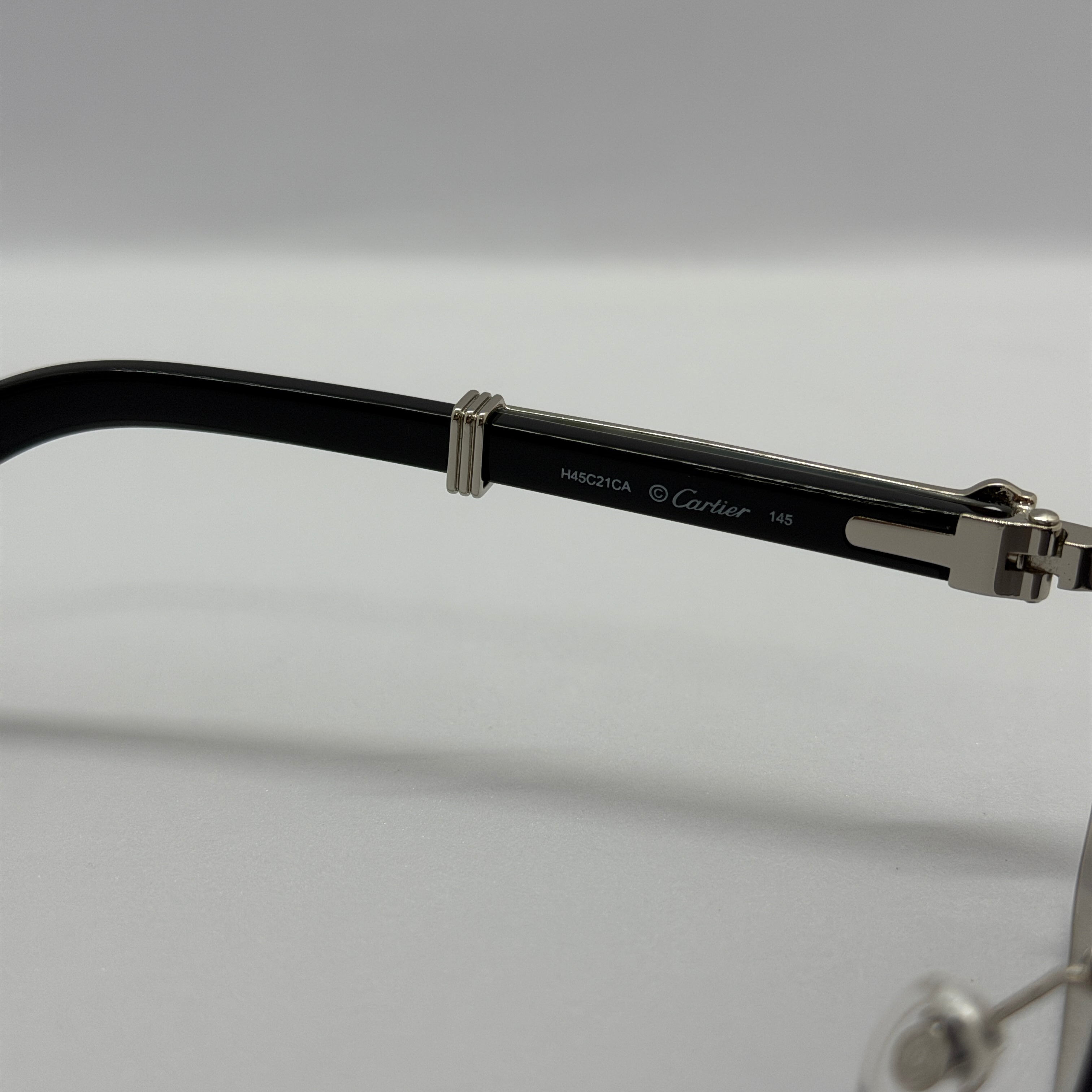 модел A Solara Blue