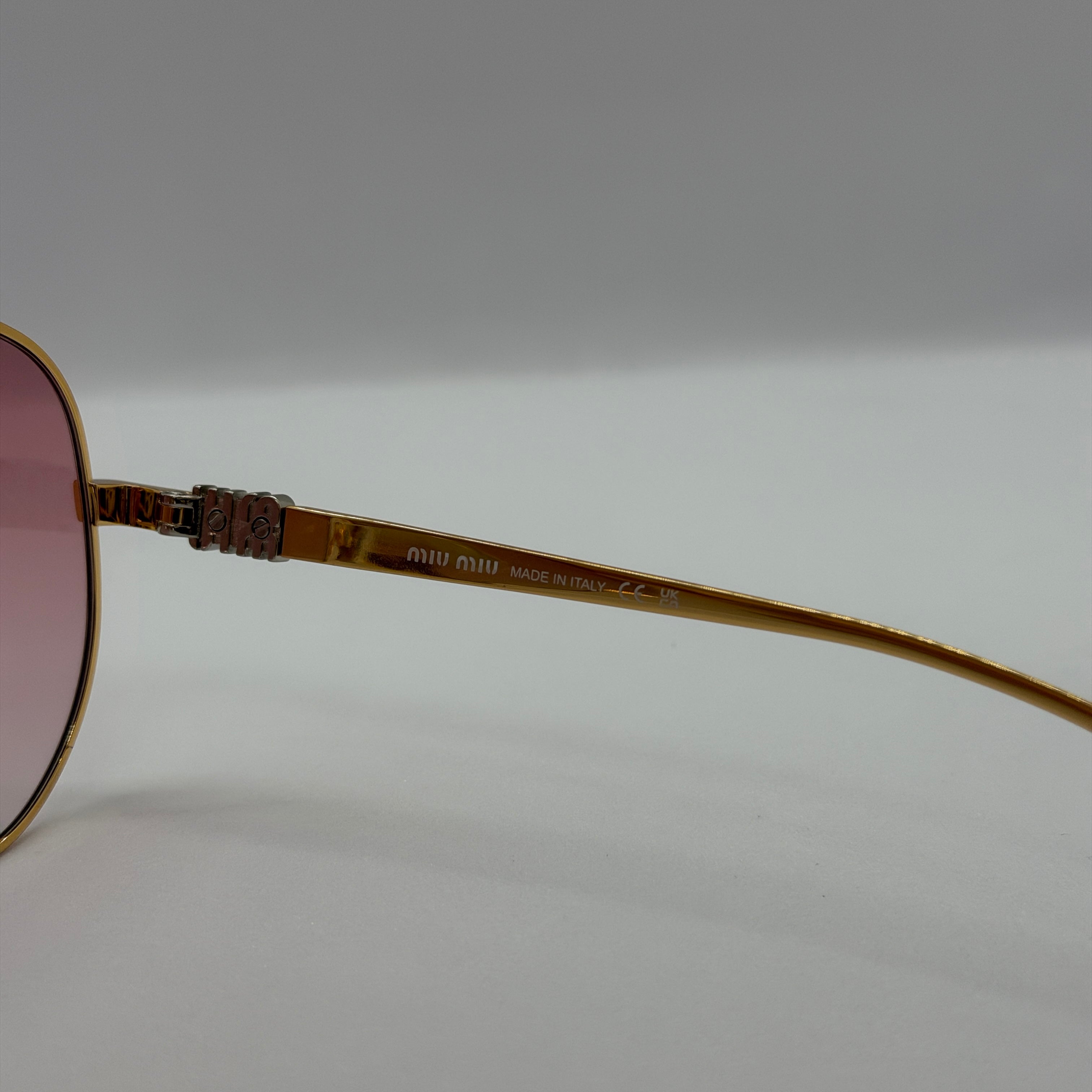 модел Ravel Pink