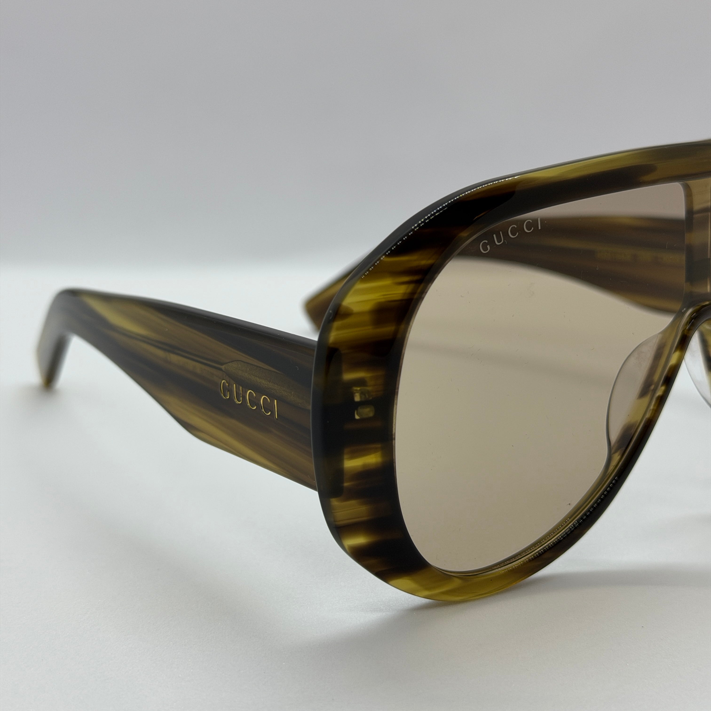 модел Glare Beige