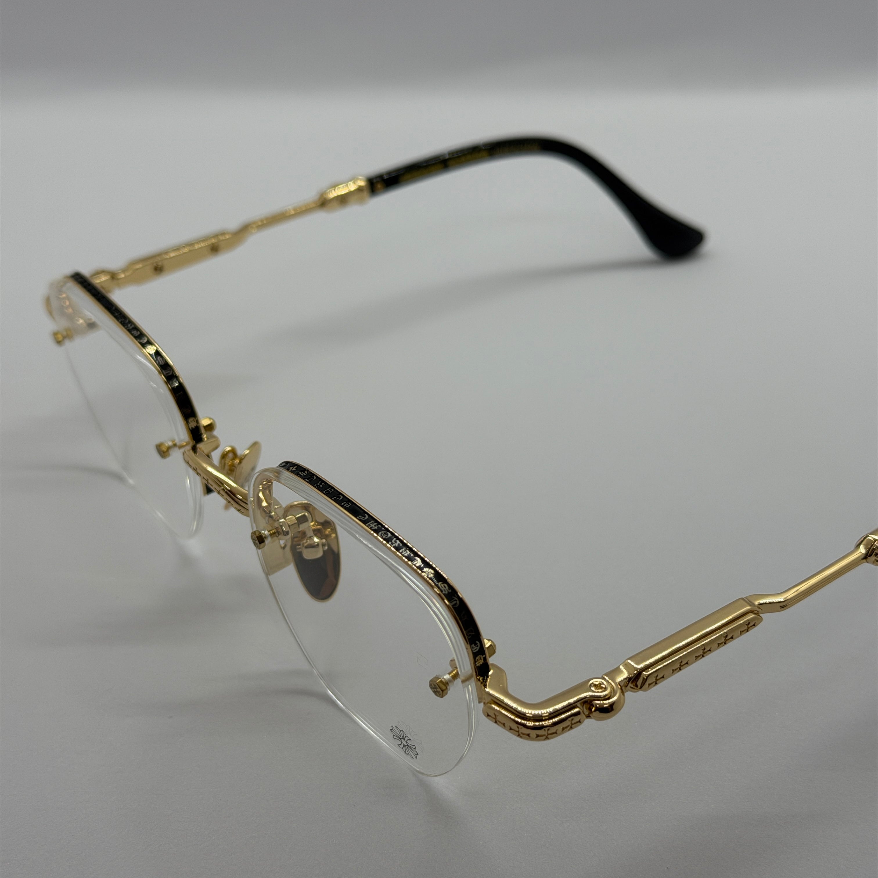 модел Verti Transparent Gold