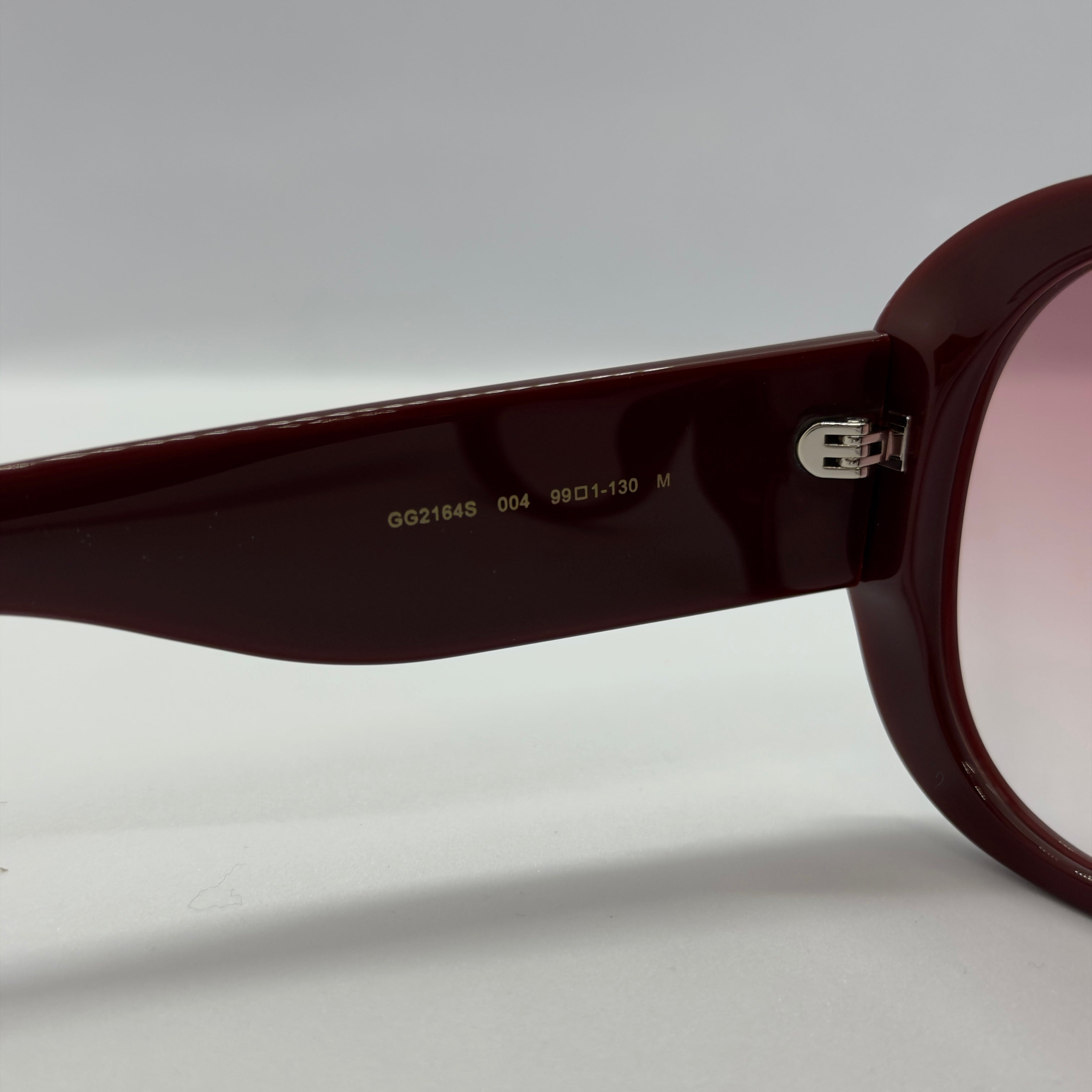 модел Glare Pink