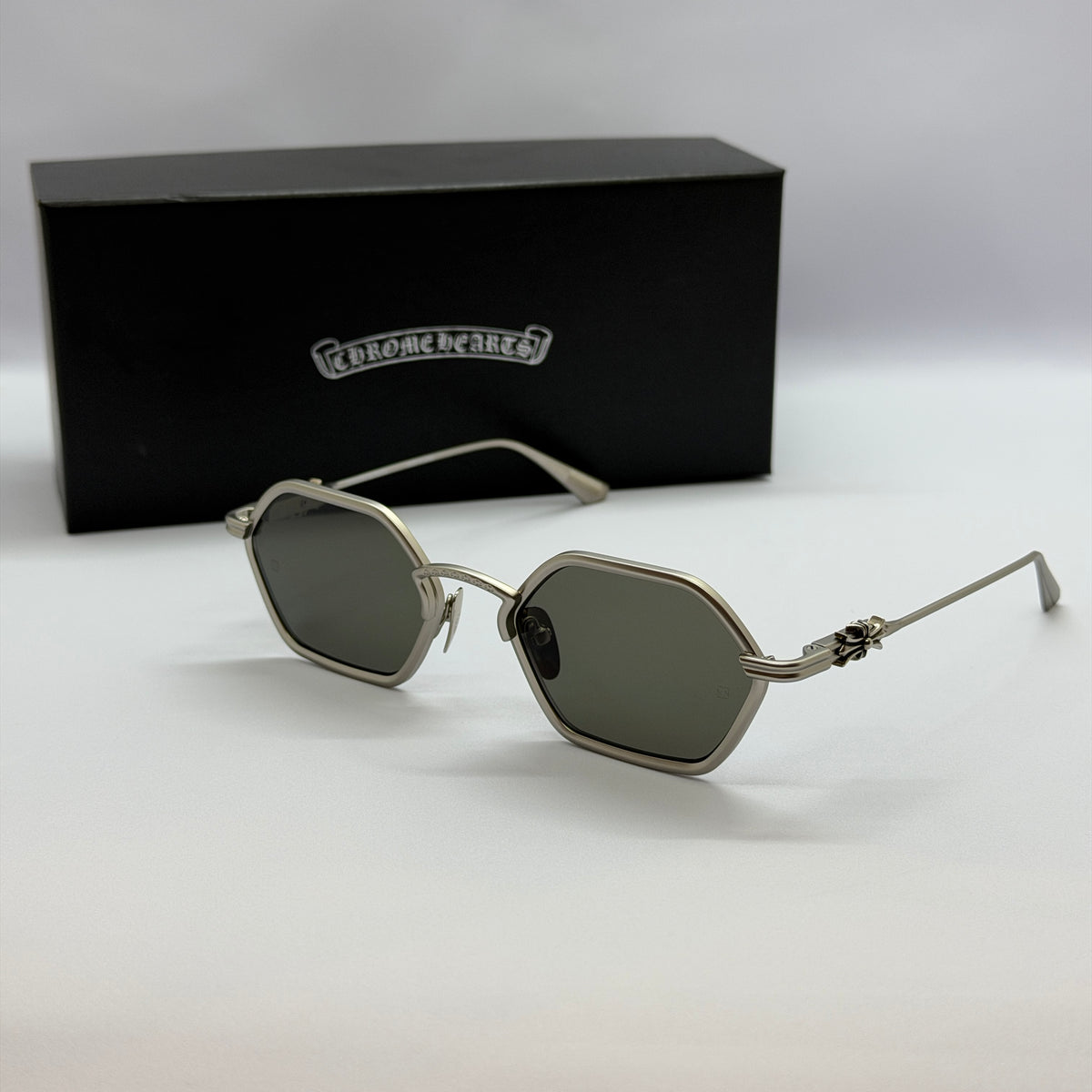 модел Classic Silver