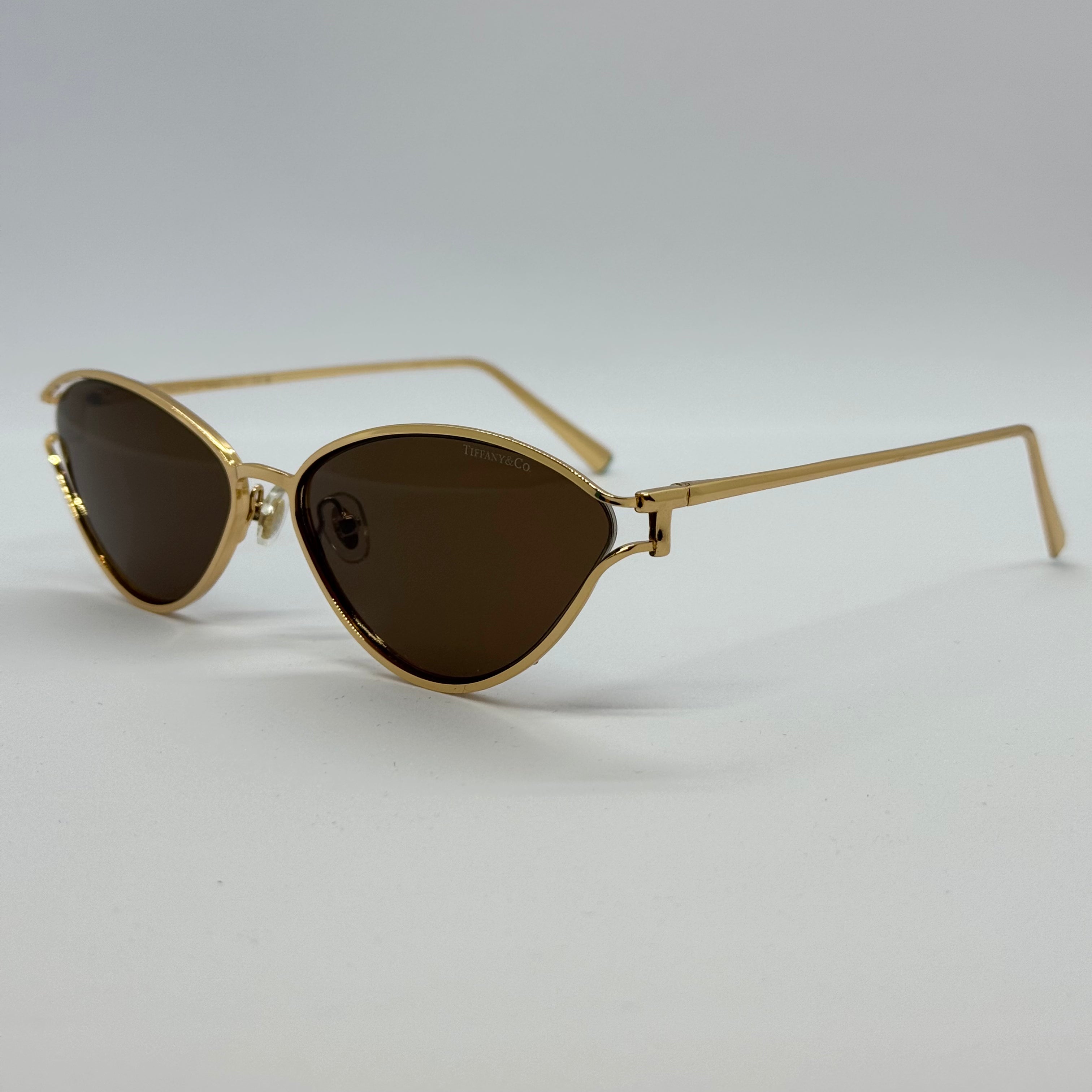 modelul Luxe Light
