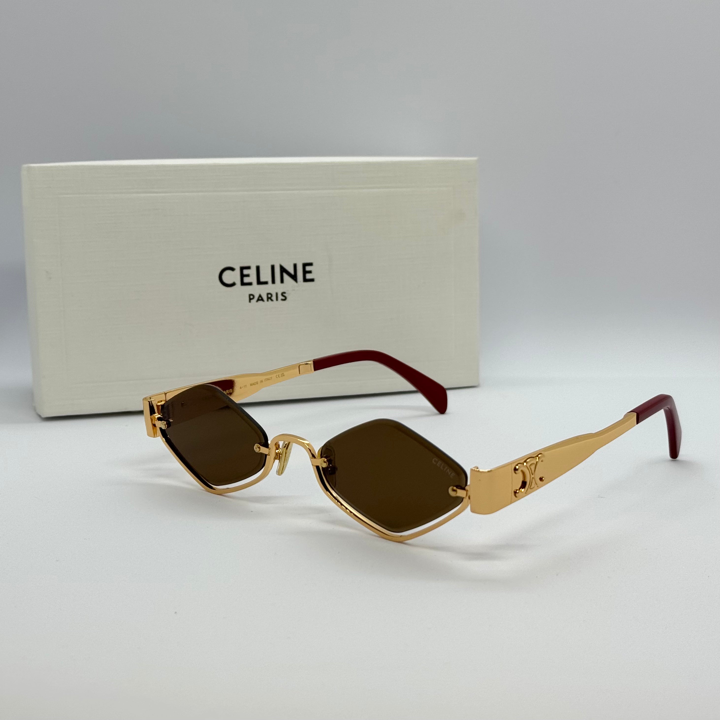 модел Icon Cut Brown