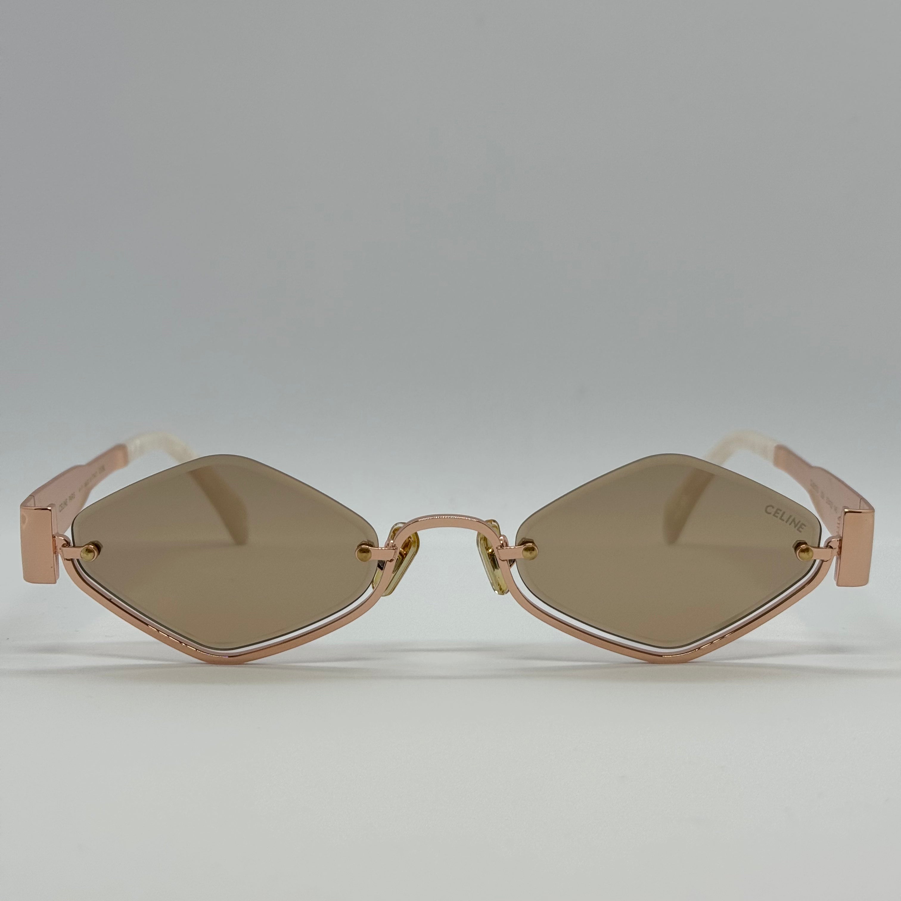 модел Icon Cut Pink