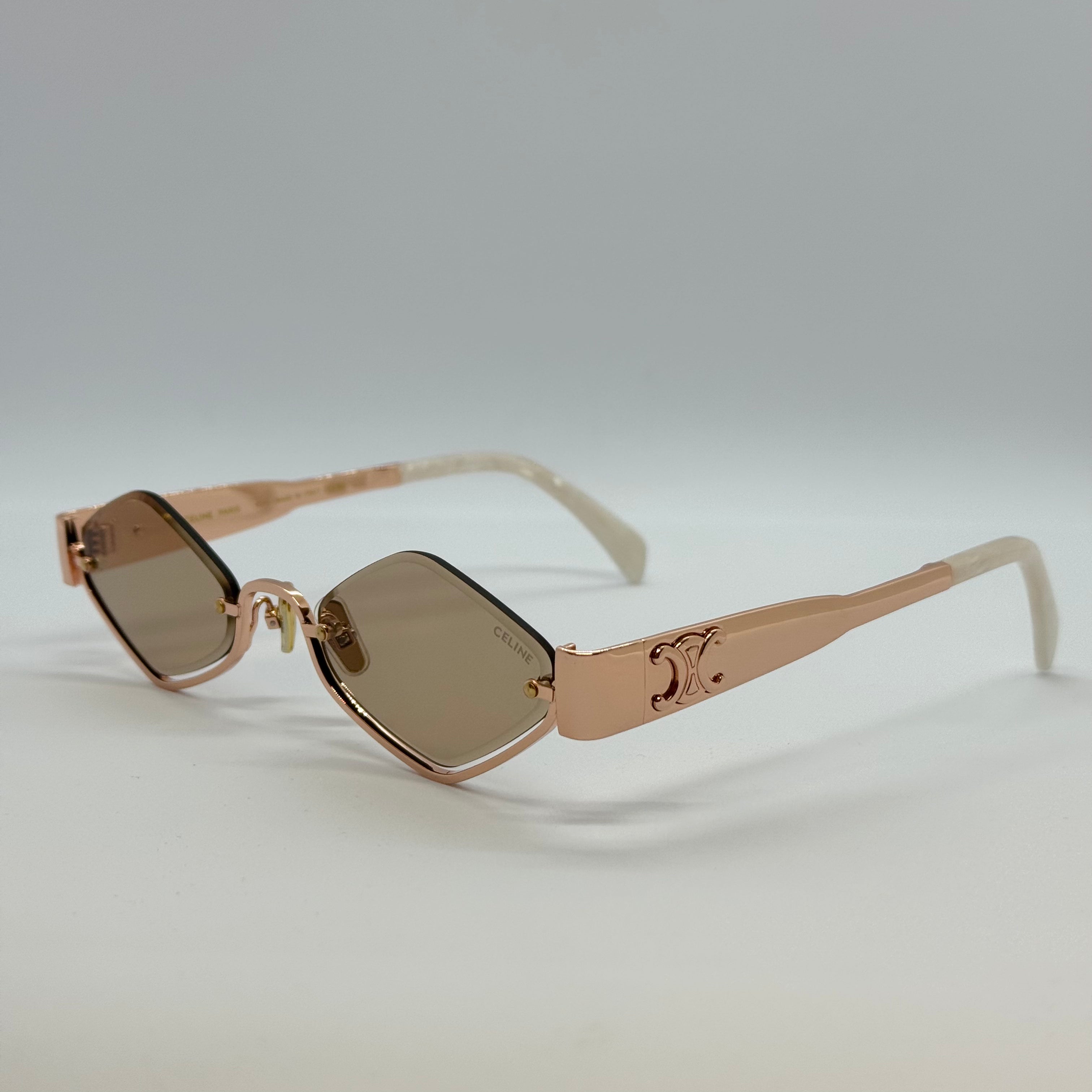 модел Icon Cut Pink