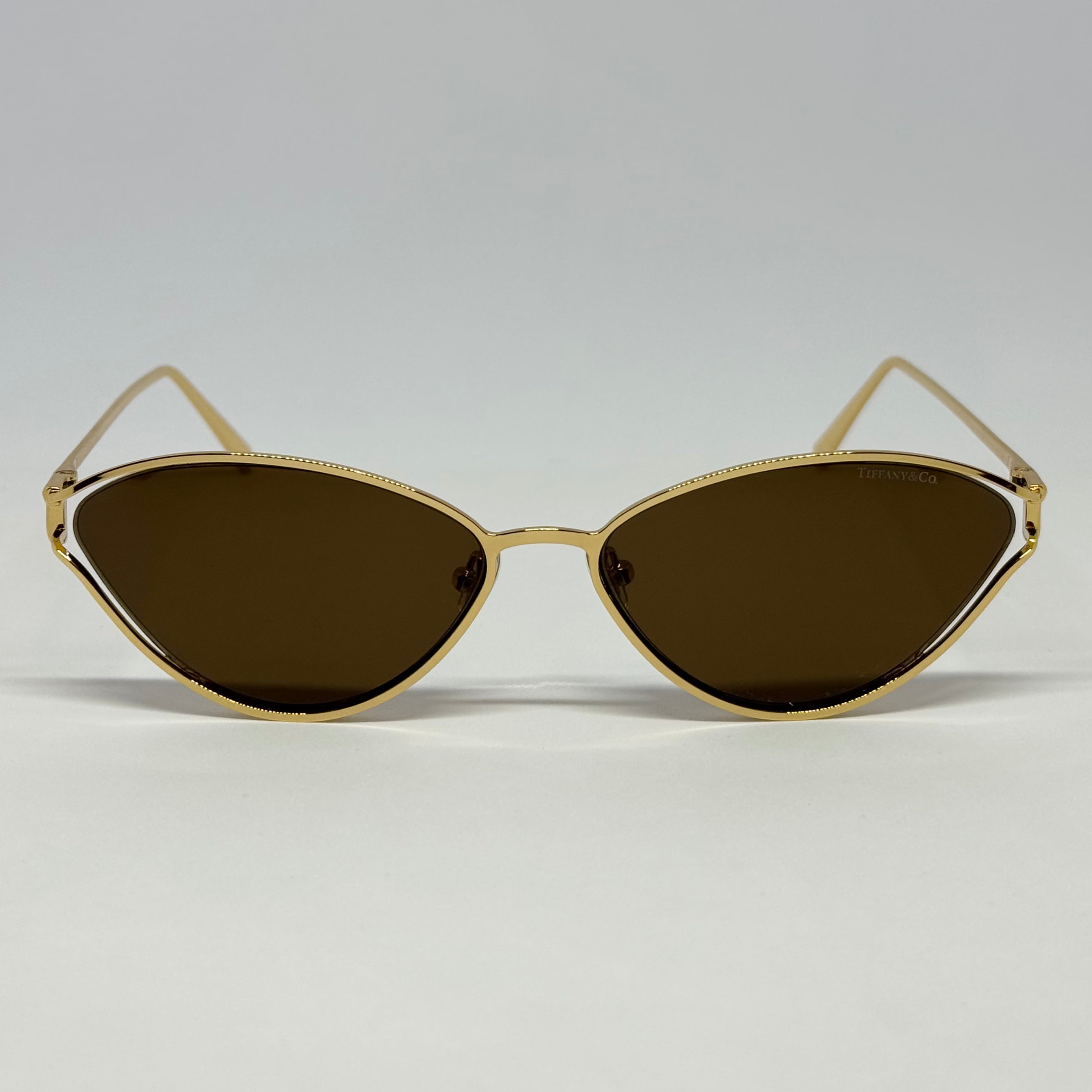 модел Luxe Light