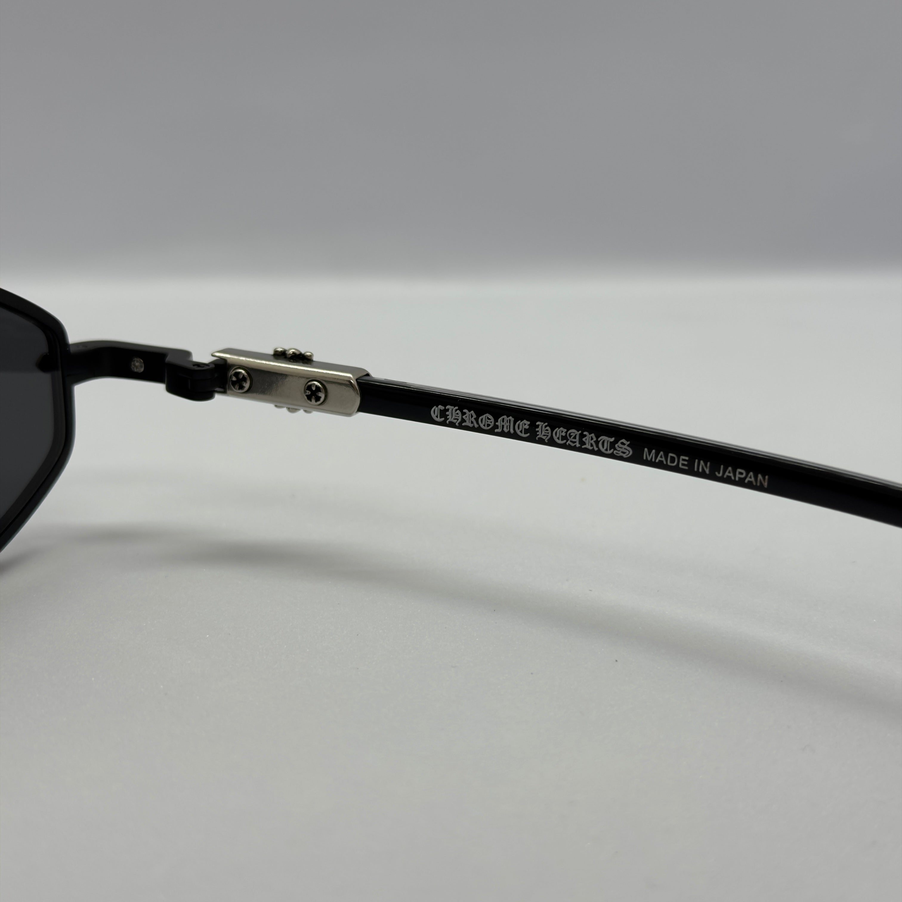 модел GoldRay Black