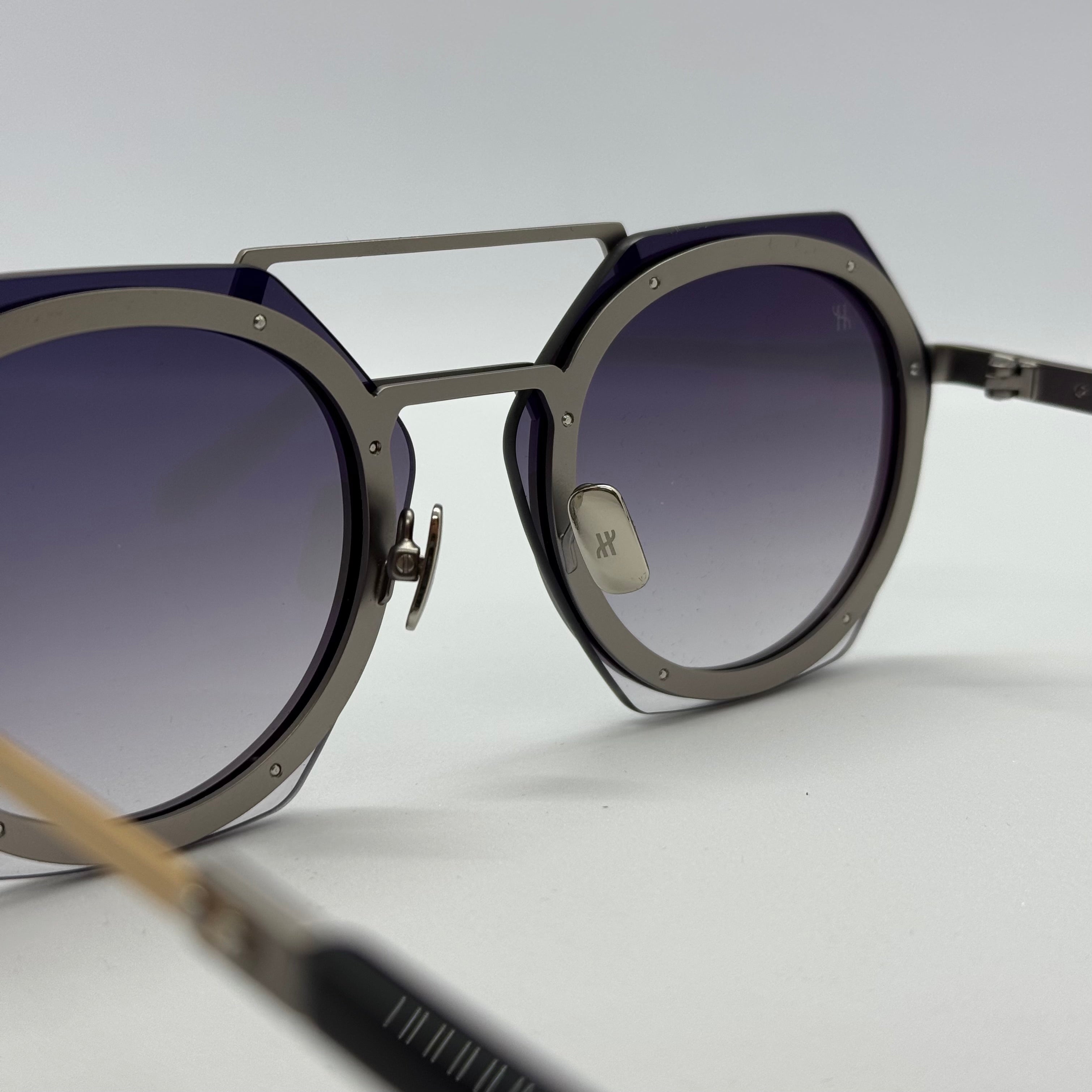 модел Lenses Light