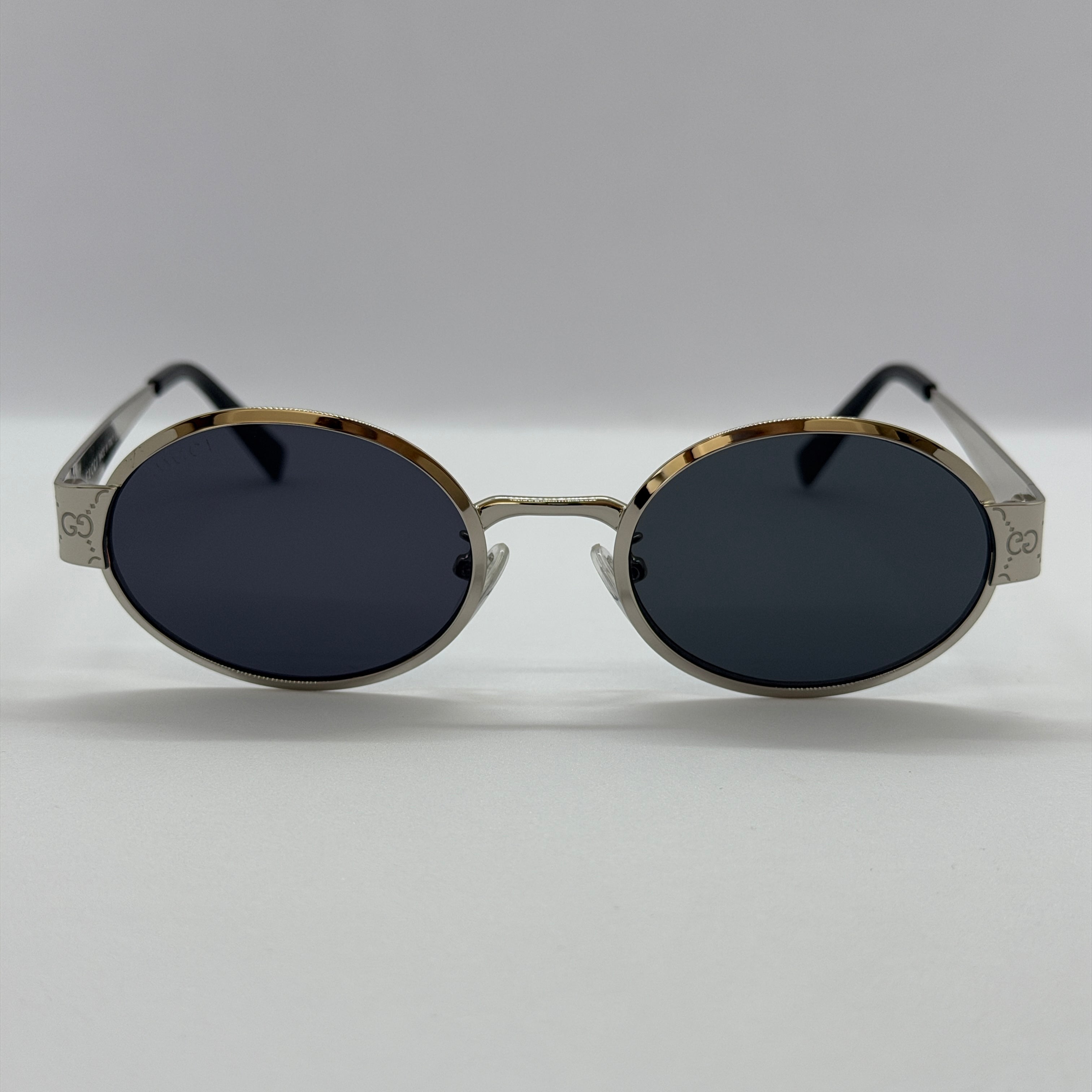 модел Pucci Silver