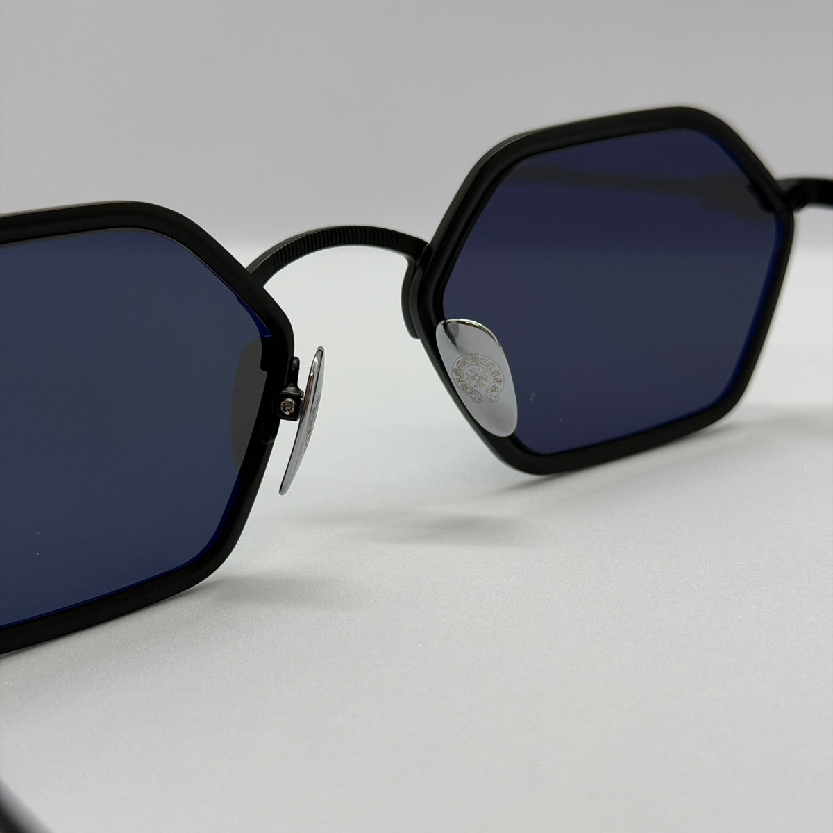 модел Classic Black