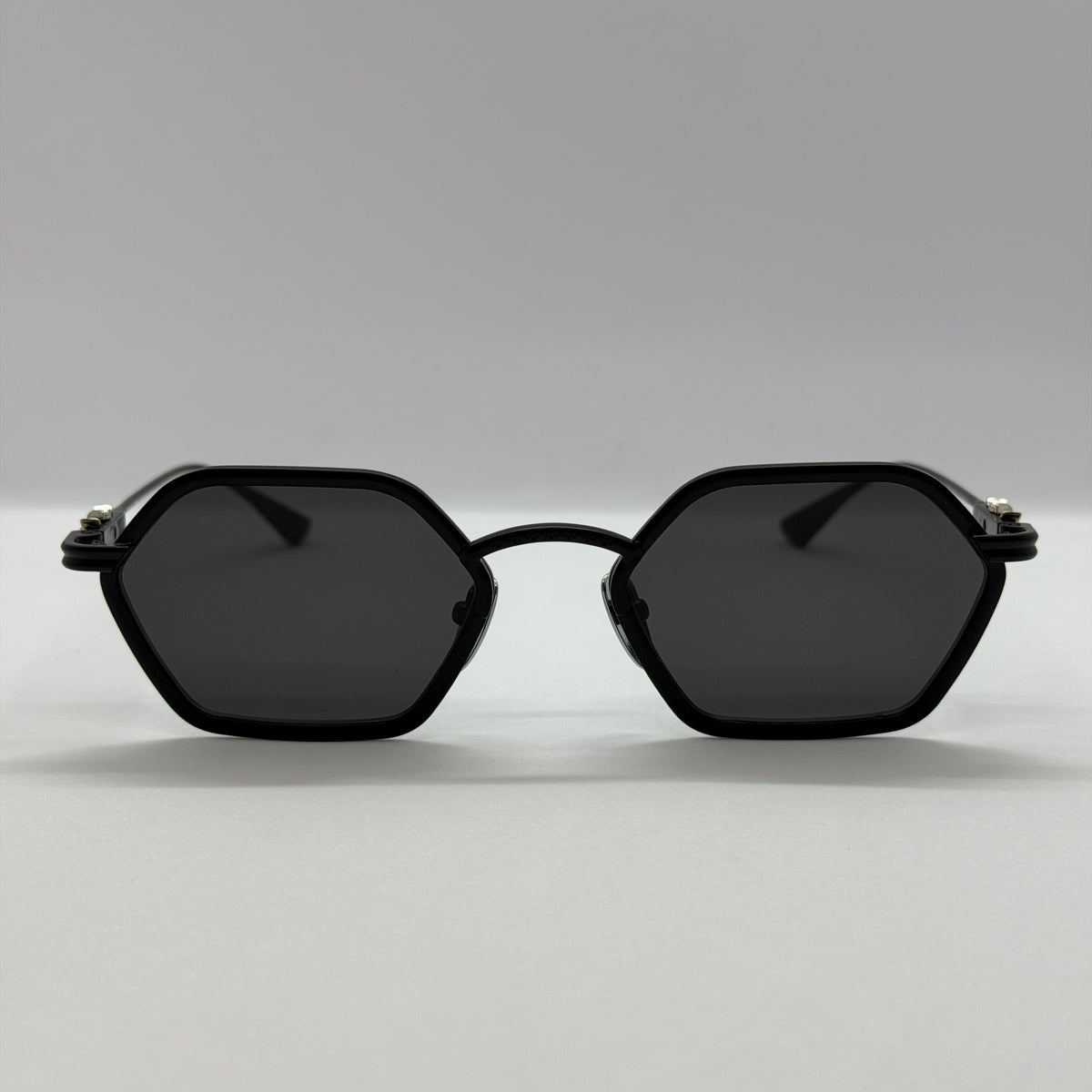 модел Classic Black