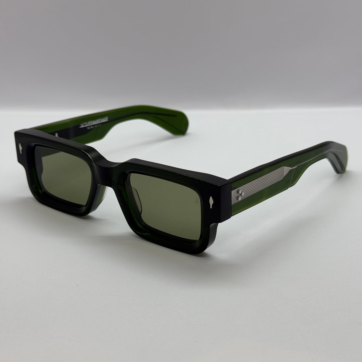 модел Arvo Green