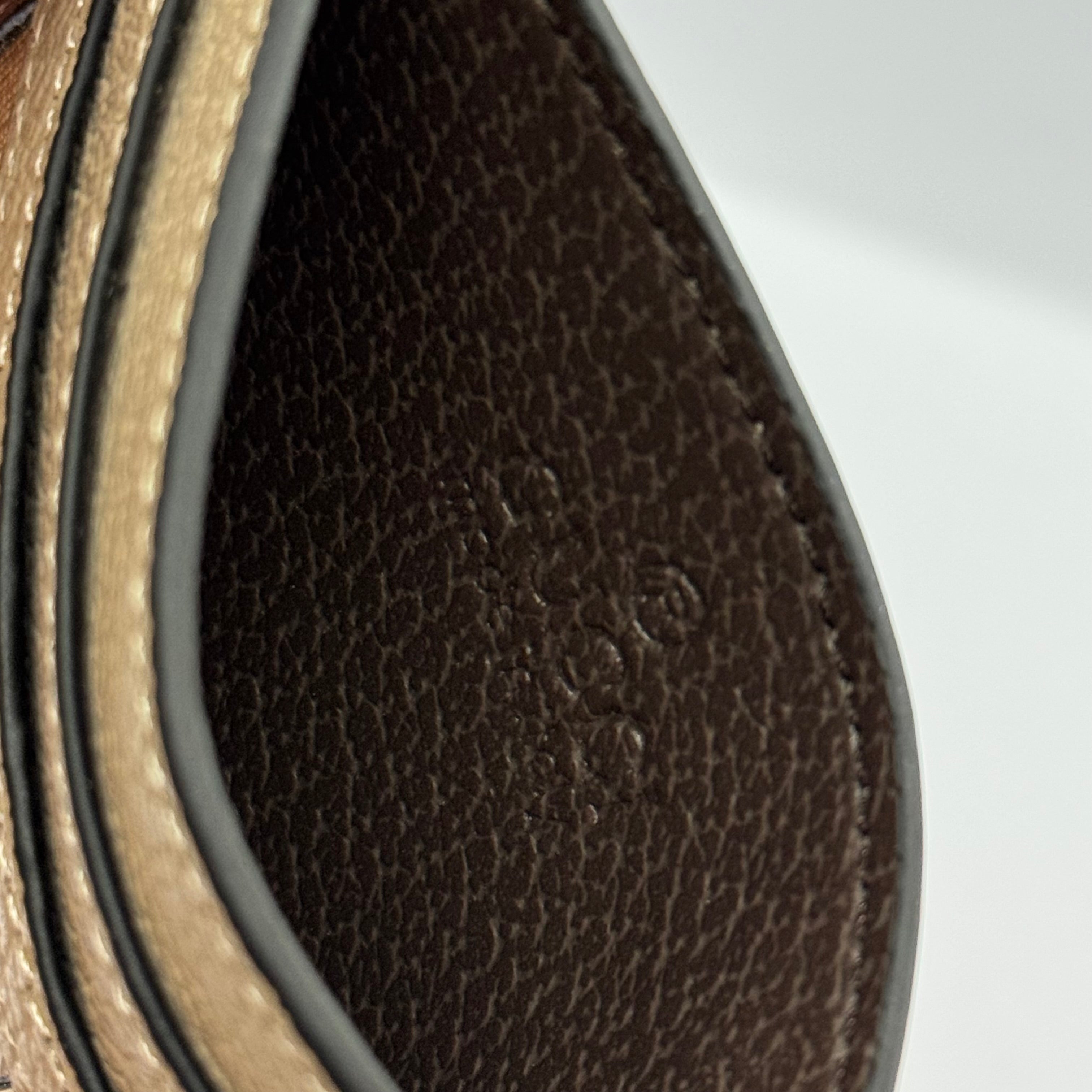 Картодържател