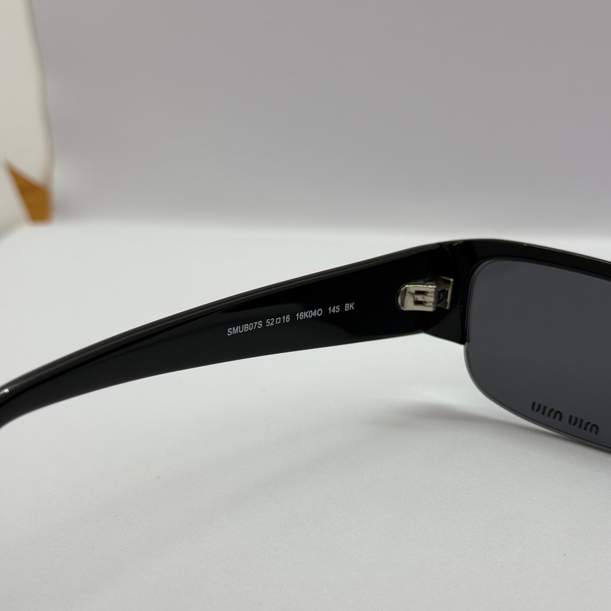 модел Аvira Black