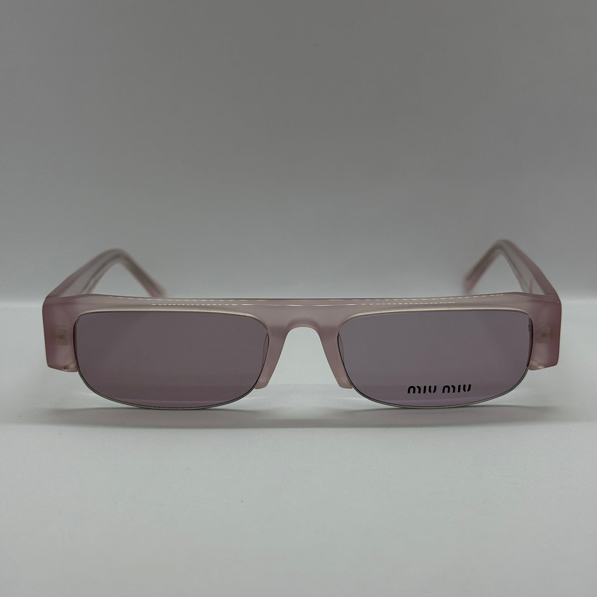 модел Аvira Pink