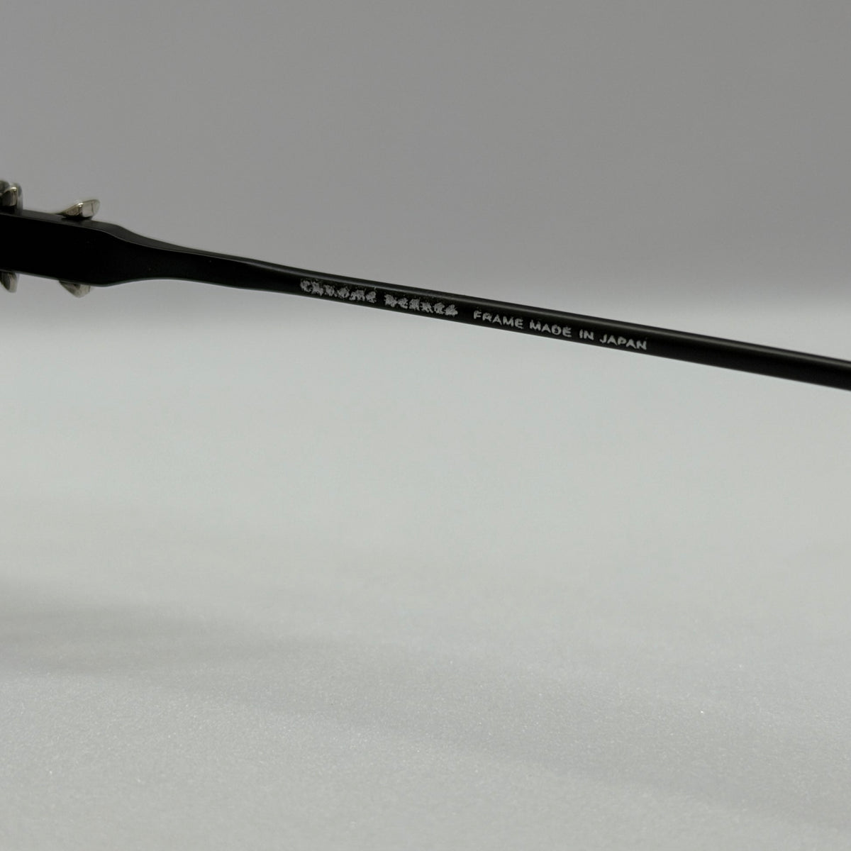 модел Classic Black