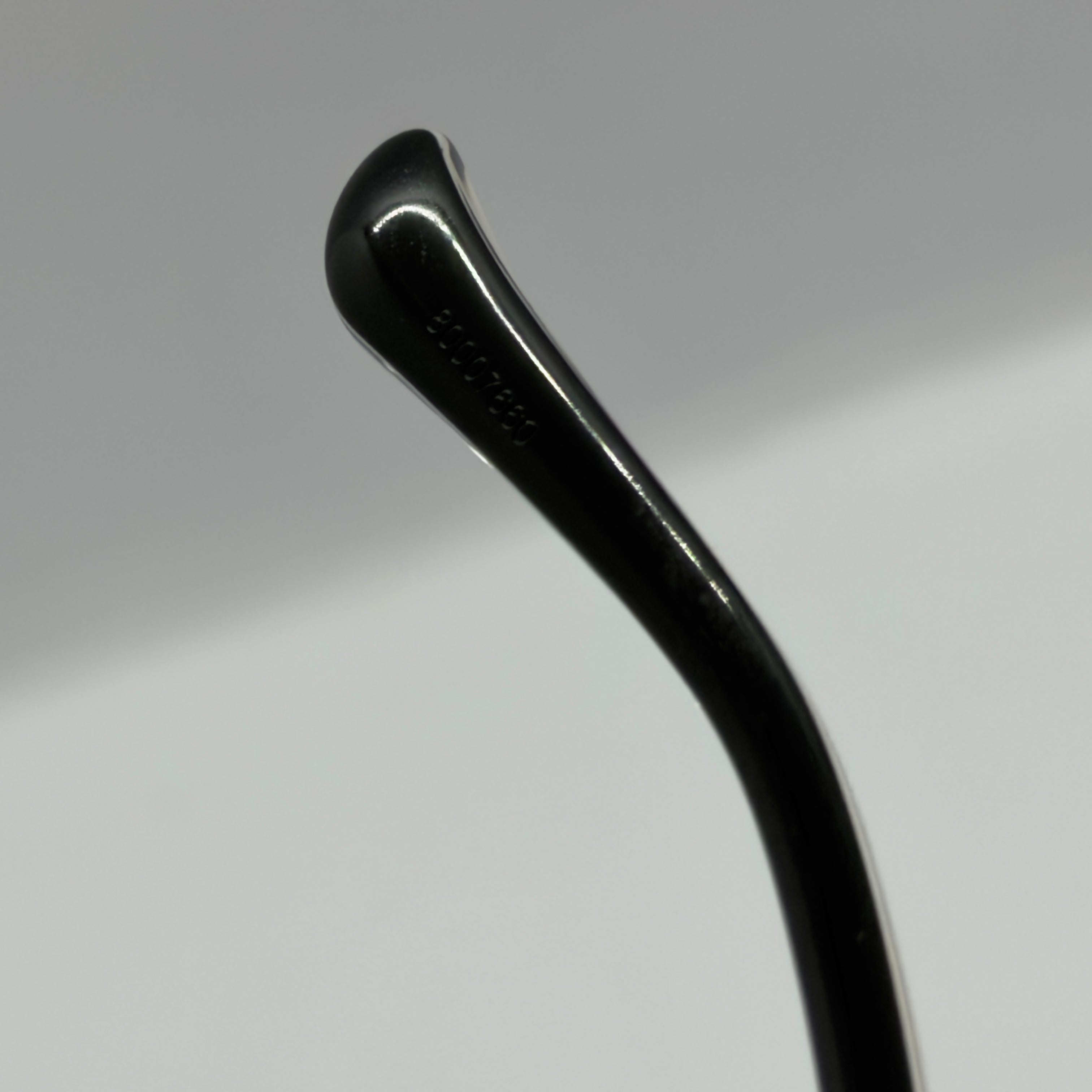 модел GoldRay Black