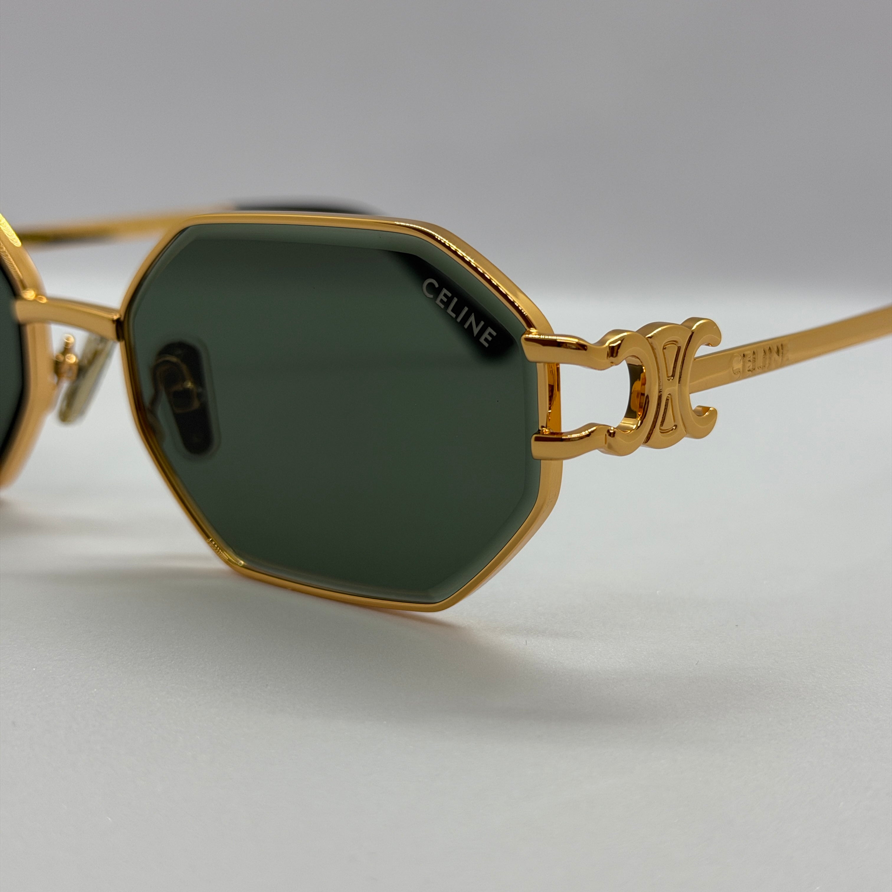 модел Frame 42 Green