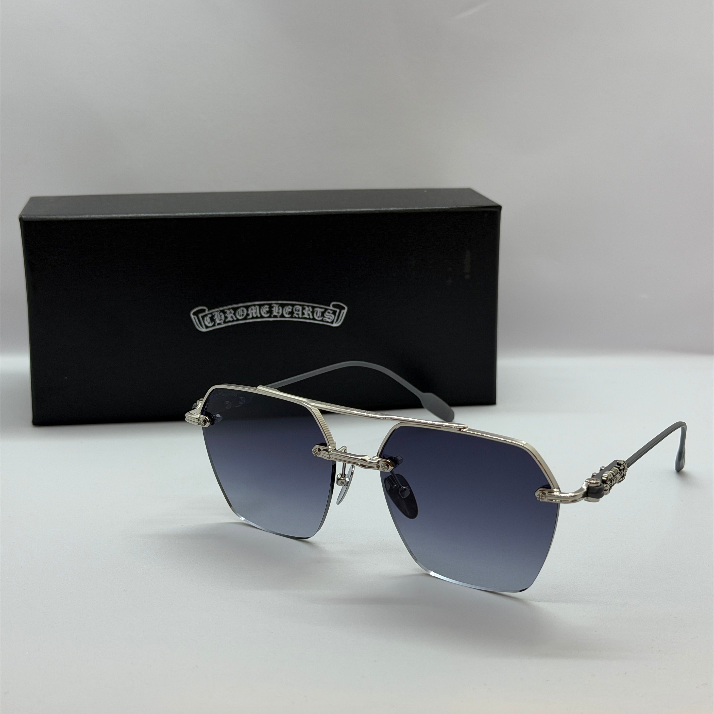 модел Monaco Blue